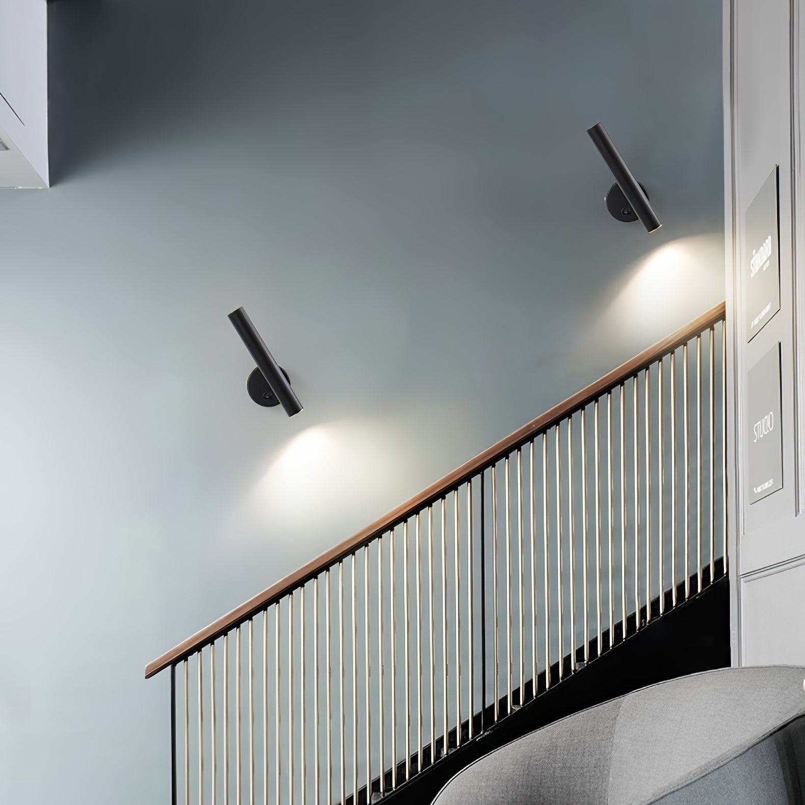 WOW Slender Adjustable Wall Lamp