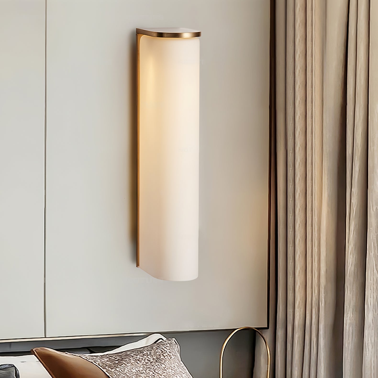 WOW Slim Wall Lamp