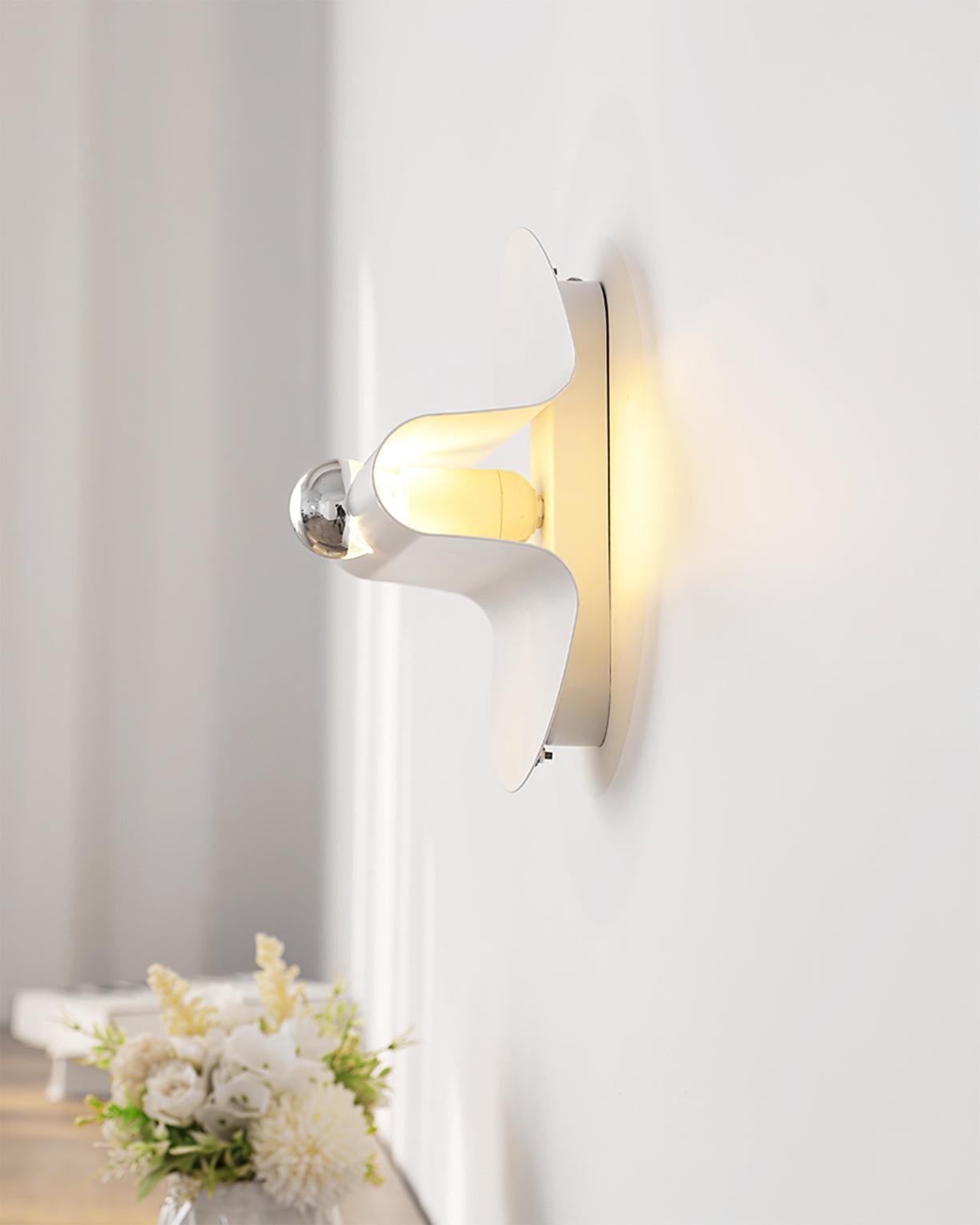 WOW Space Wall Lamp