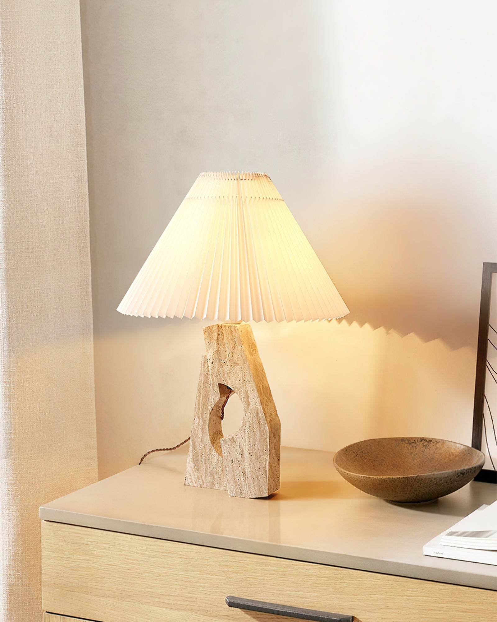 WOW Stone Pillar Table Lamp