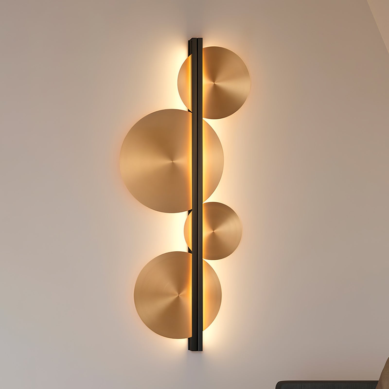 WOW Strate Wall Lamp