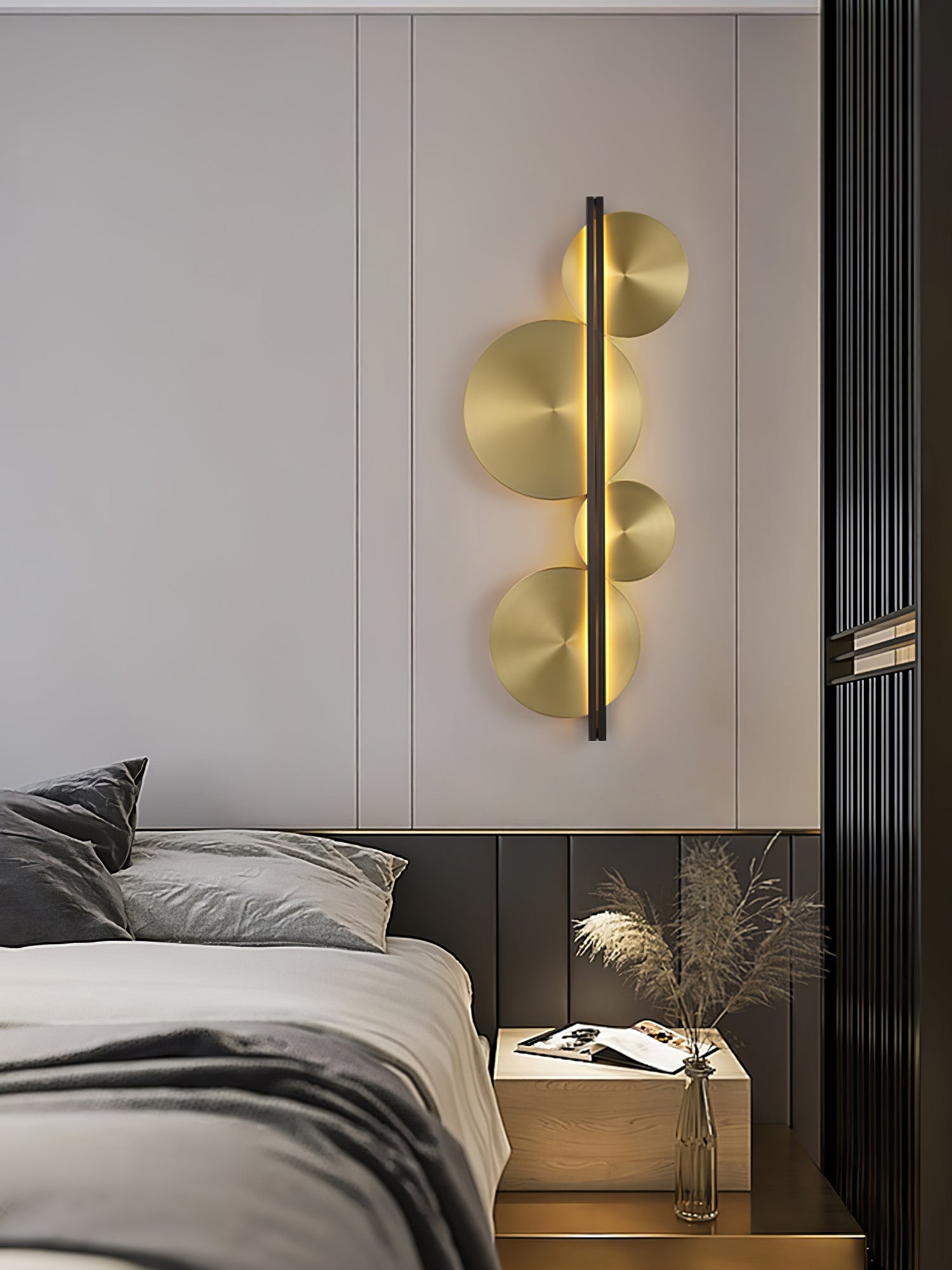 WOW Strate Wall Lamp