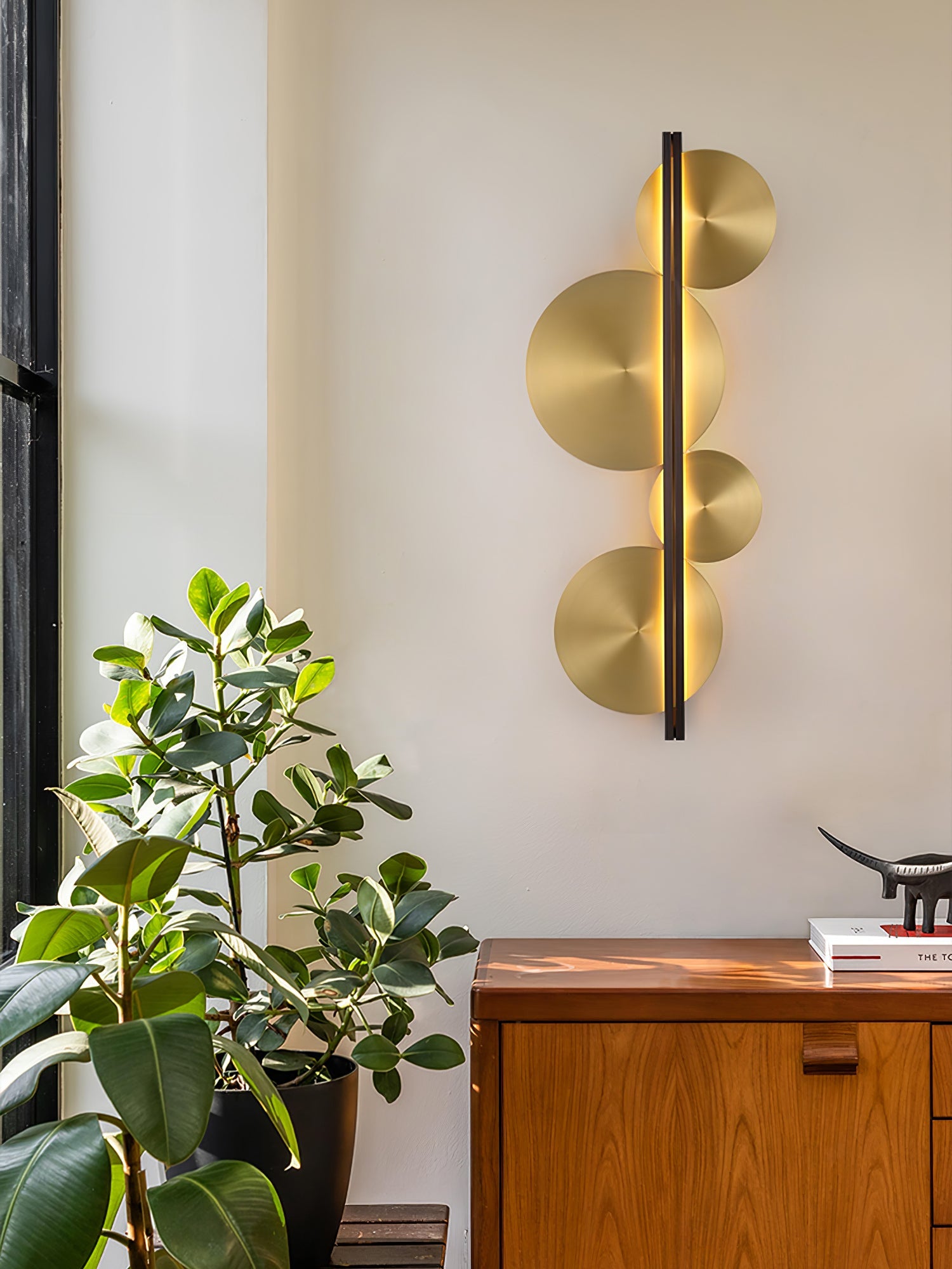 WOW Strate Wall Lamp