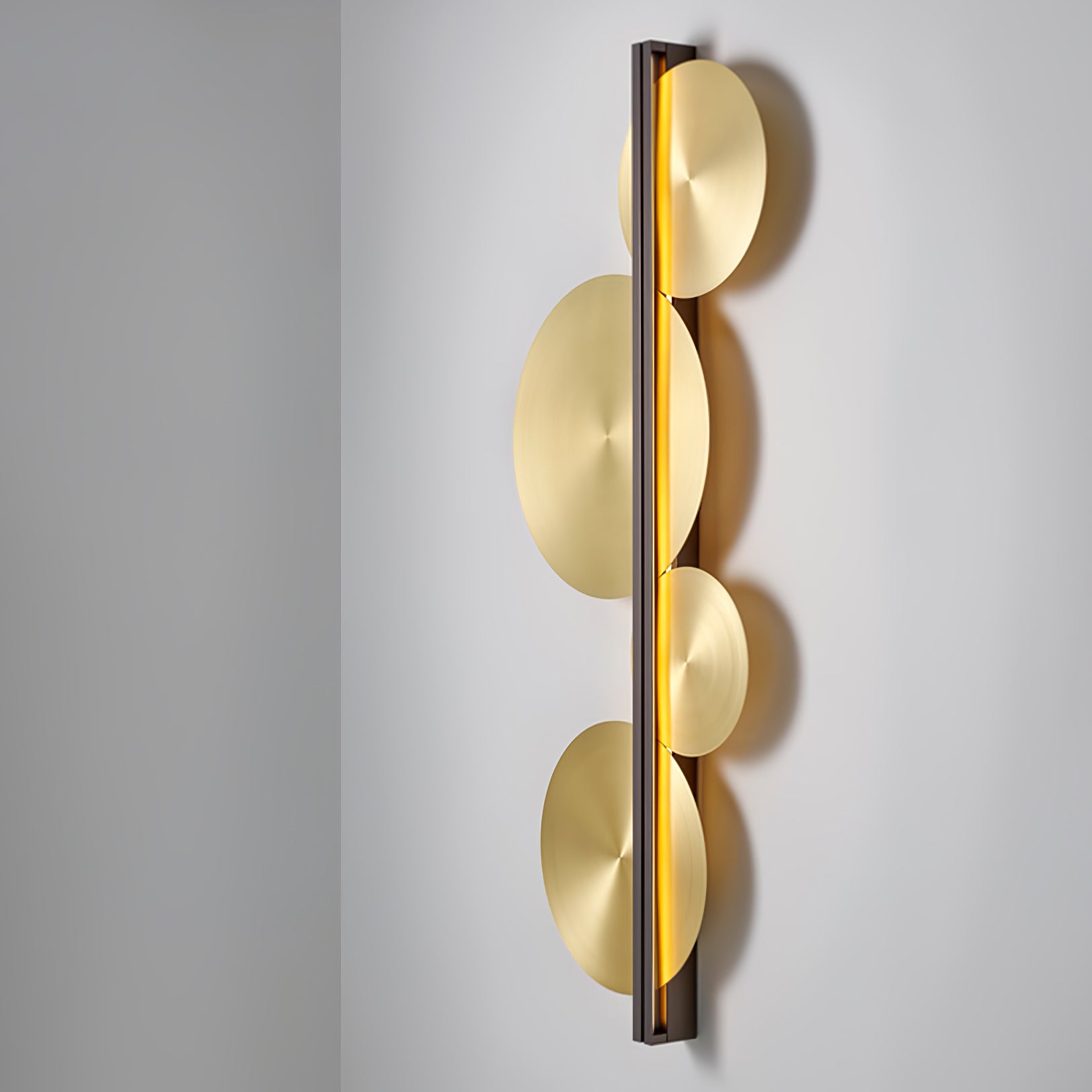 WOW Strate Wall Lamp