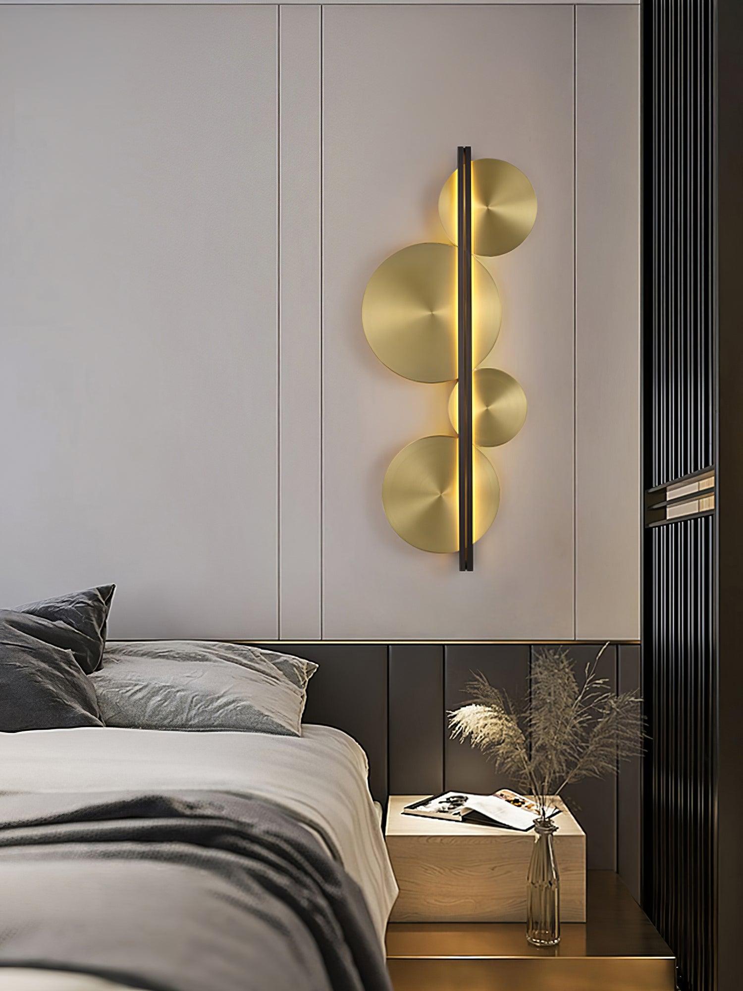 WOW Strate Wall Lamp