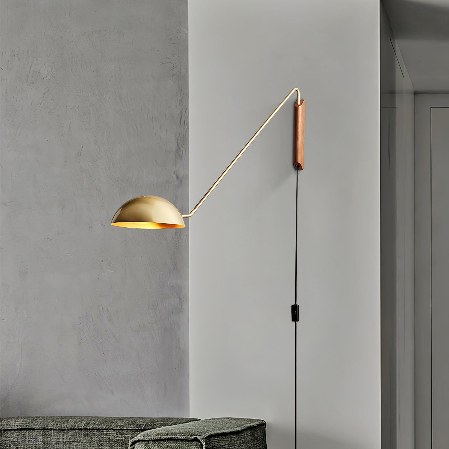 WOW Swing Dome Wall Light