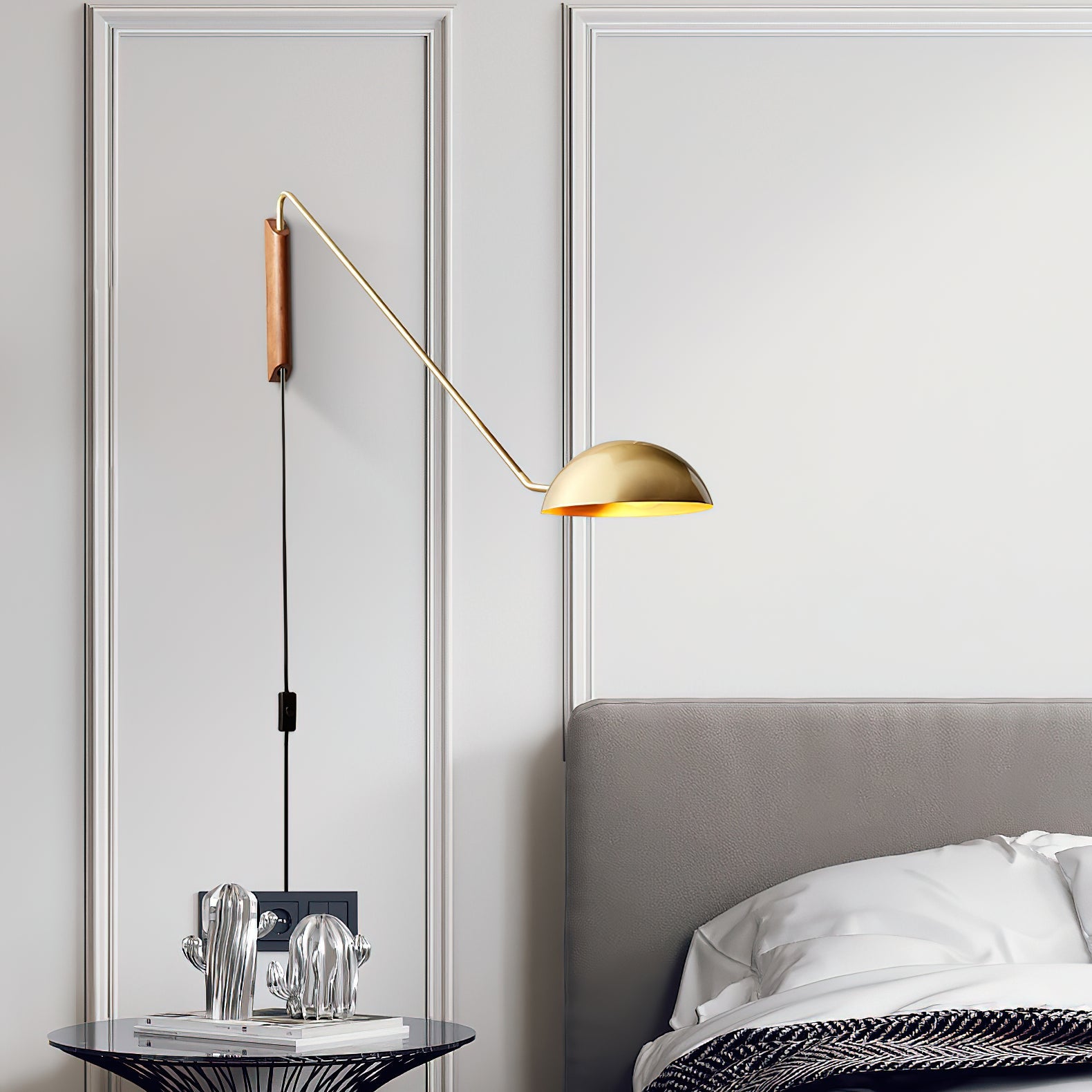 WOW Swing Dome Wall Light