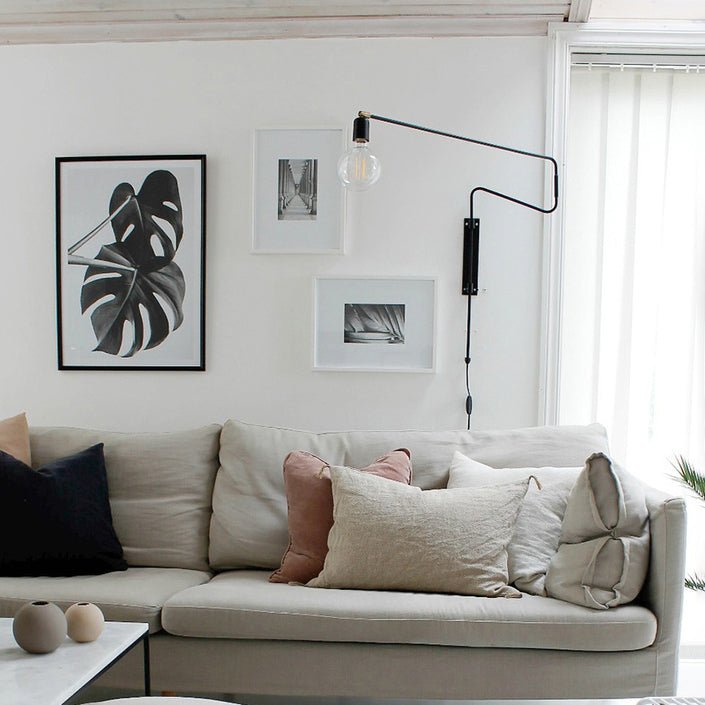 WOW Swing Wall Lamp