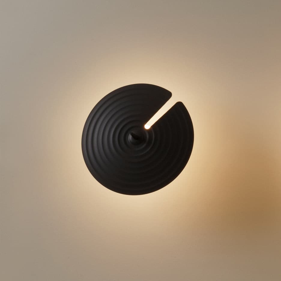 WOW Symphony Wall Lamp