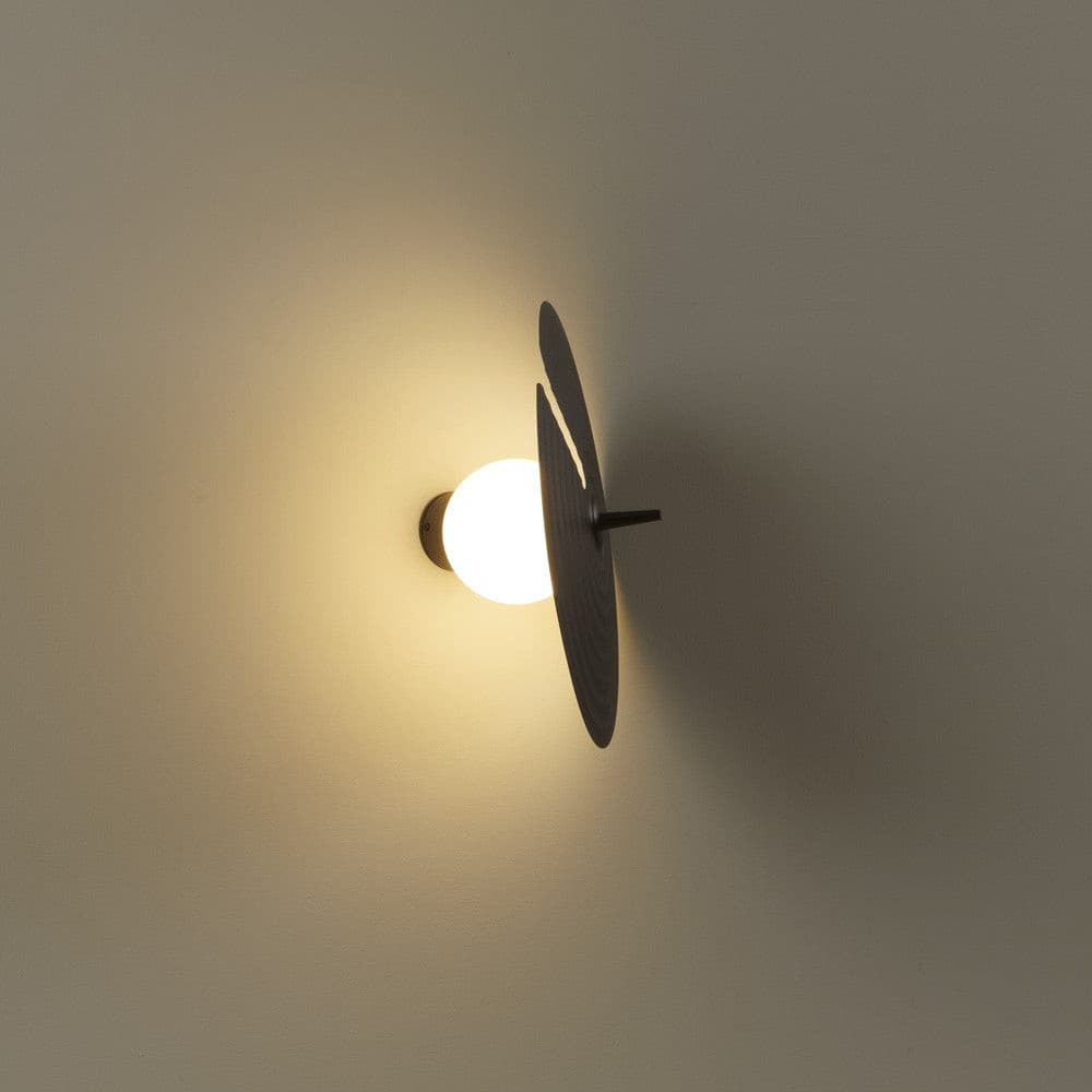 WOW Symphony Wall Lamp