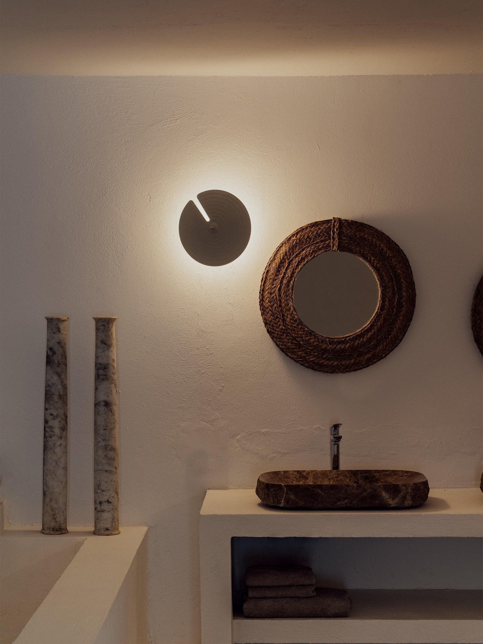 WOW Symphony Wall Lamp