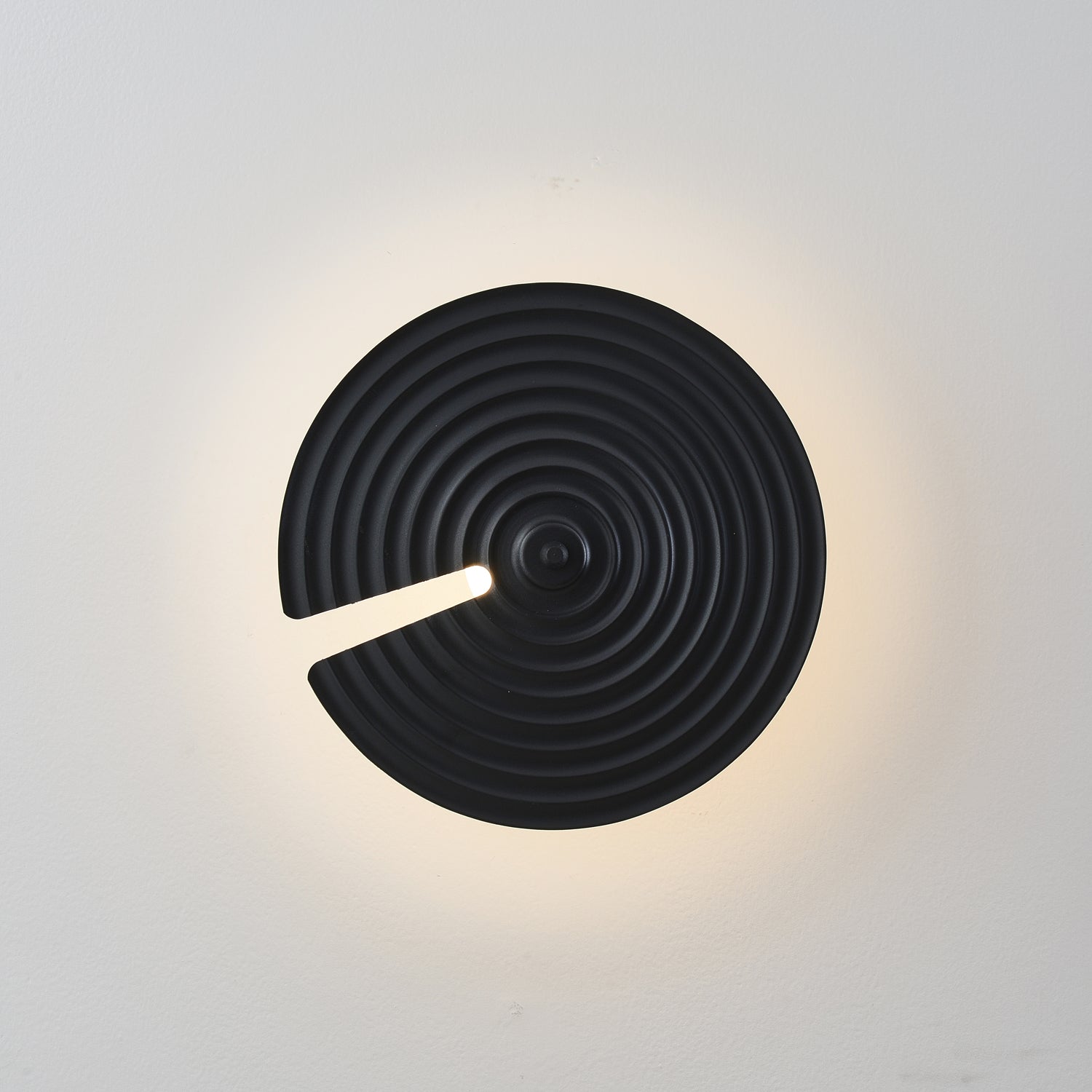 WOW Symphony Wall Lamp