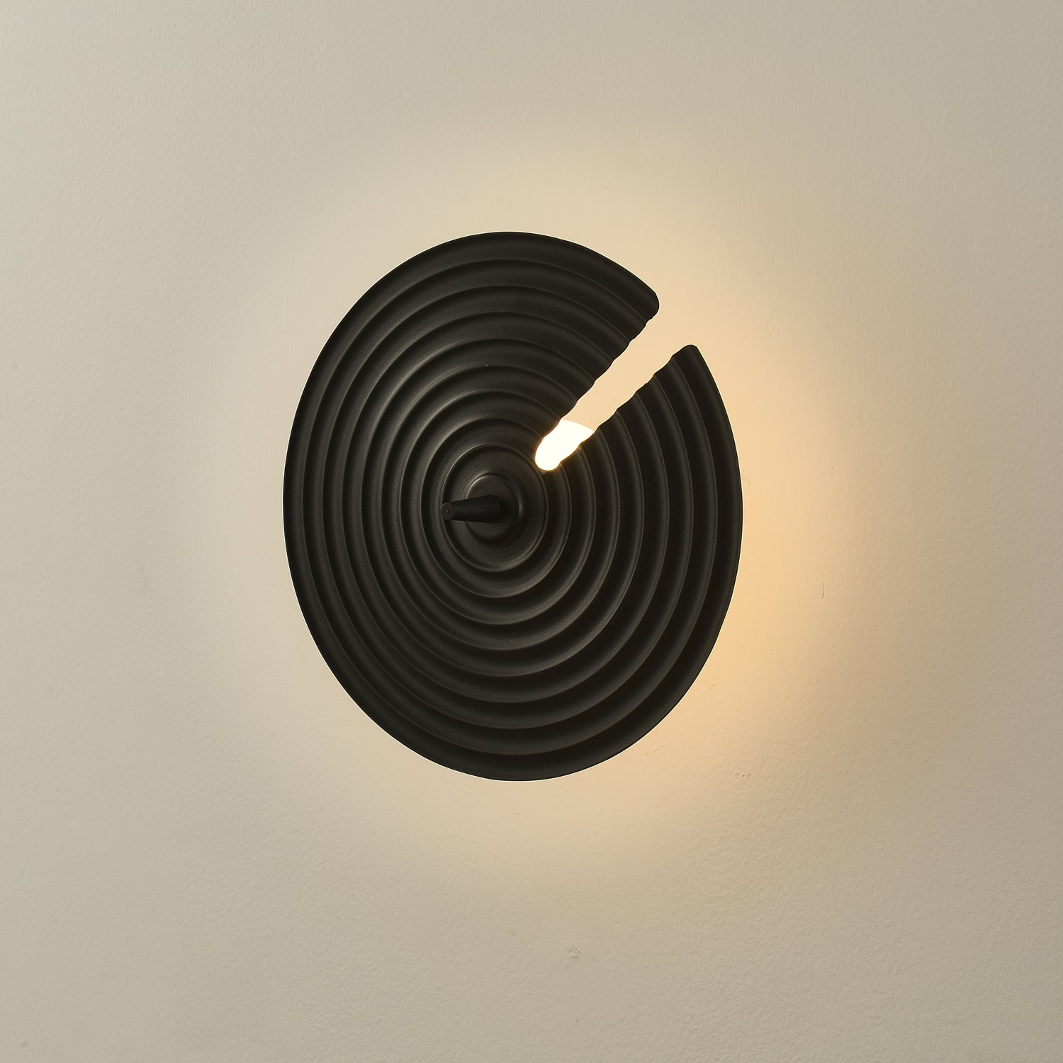 WOW Symphony Wall Lamp