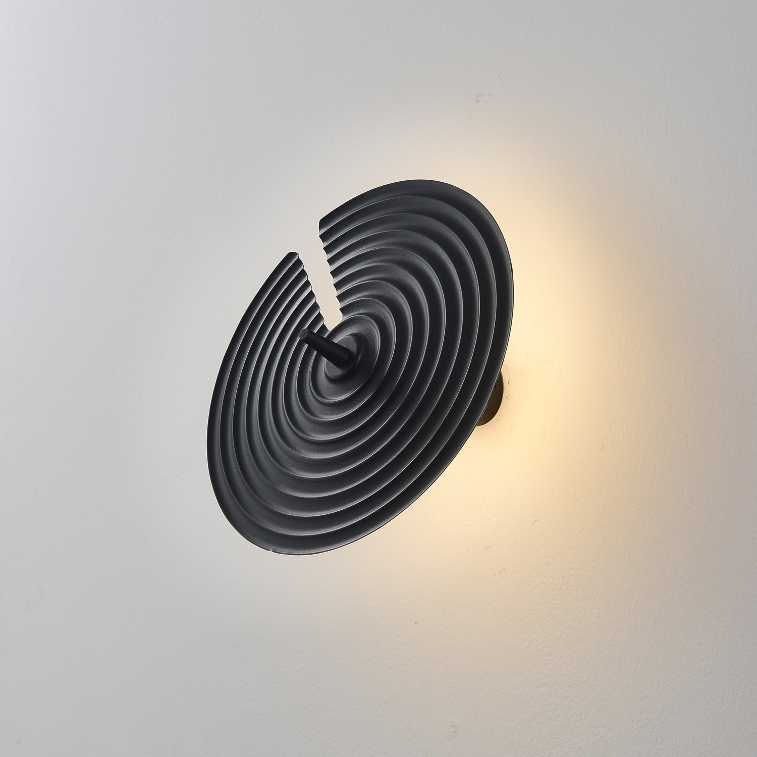 WOW Symphony Wall Lamp