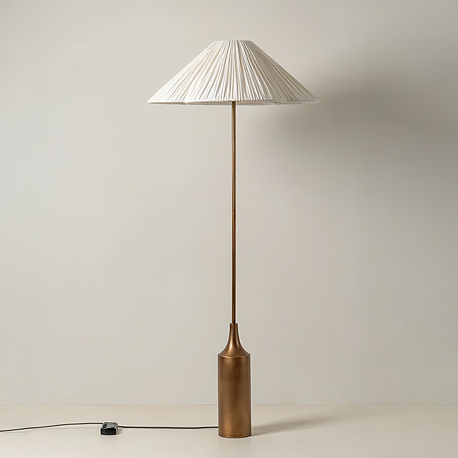 WOW Tansu Floor Lamp