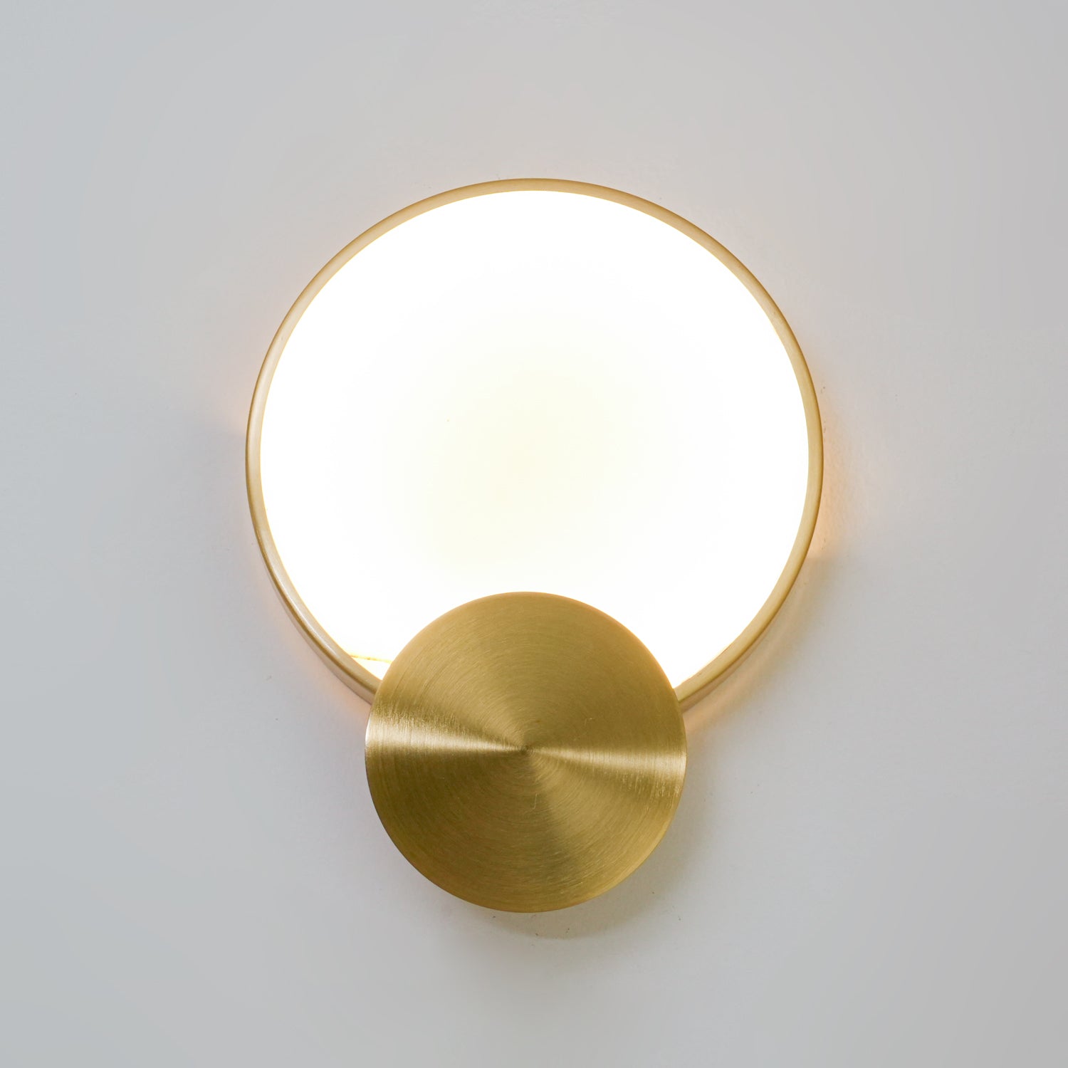 WOW Terra Svet Wall Lamp