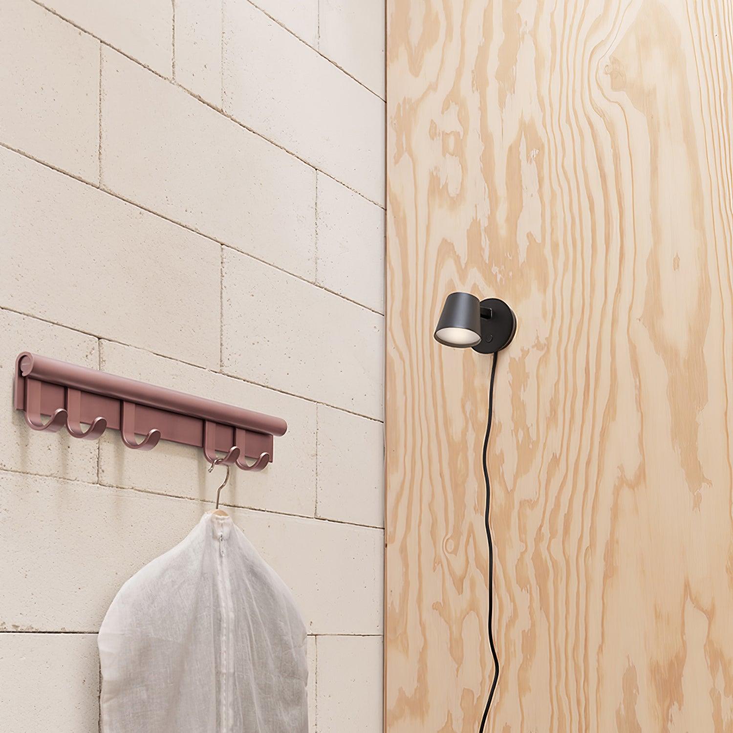 WOW Tip Wall Lamp