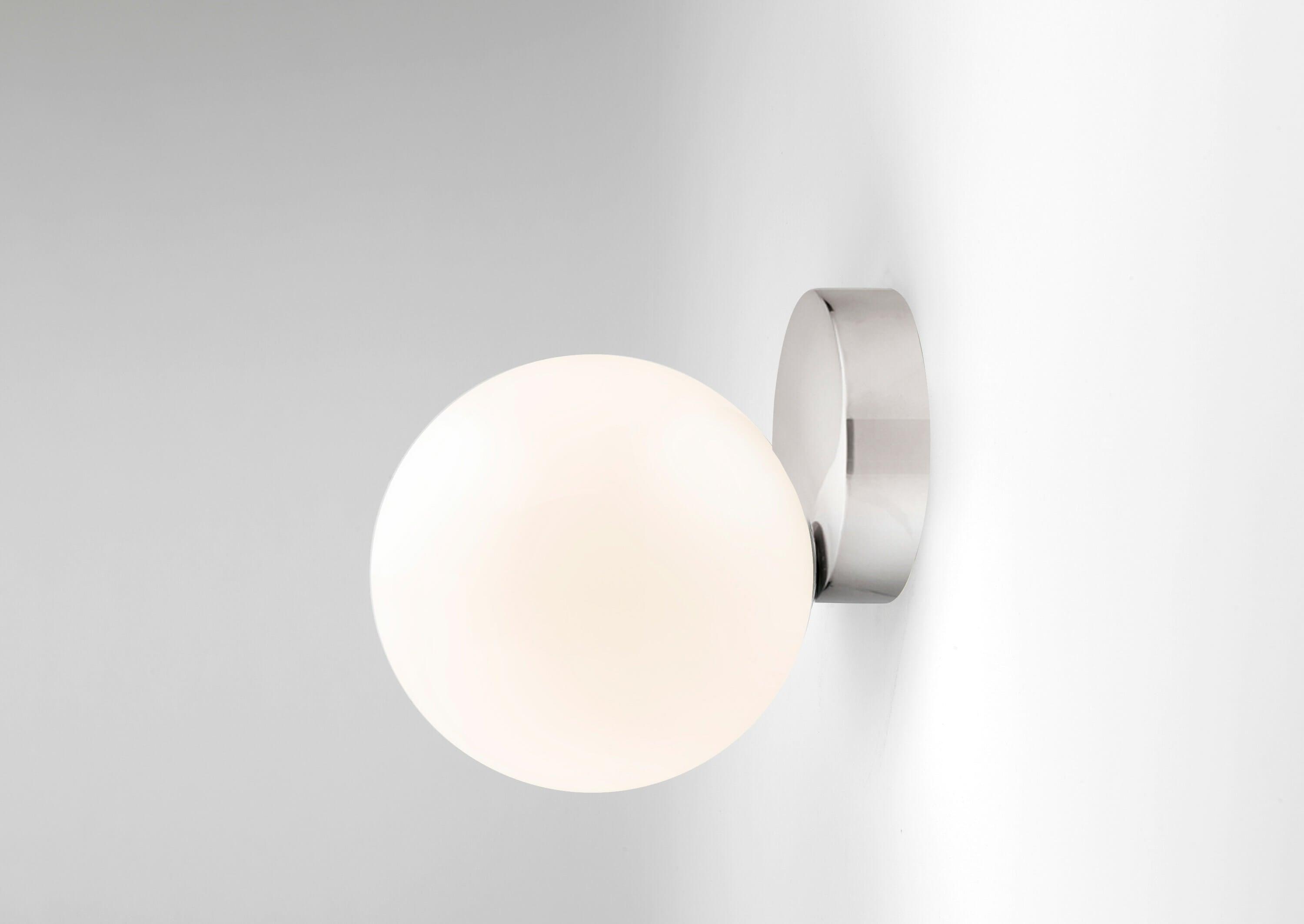 WOW Tip of The Tongue Wall Lamp