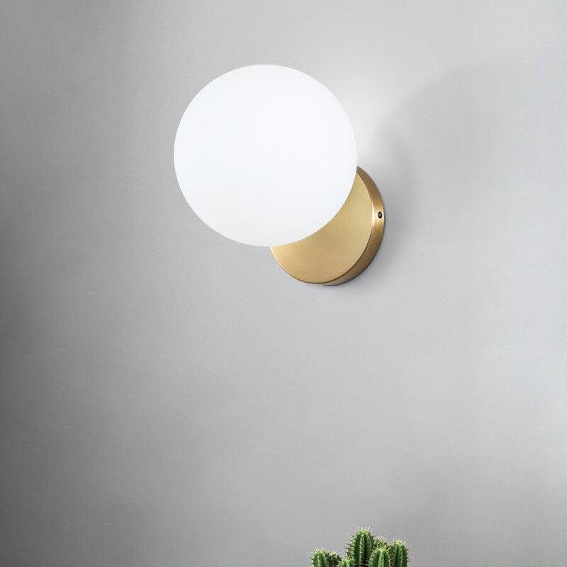 WOW Tip of The Tongue Wall Lamp