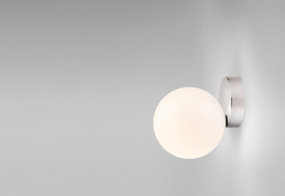 WOW Tip of The Tongue Wall Lamp