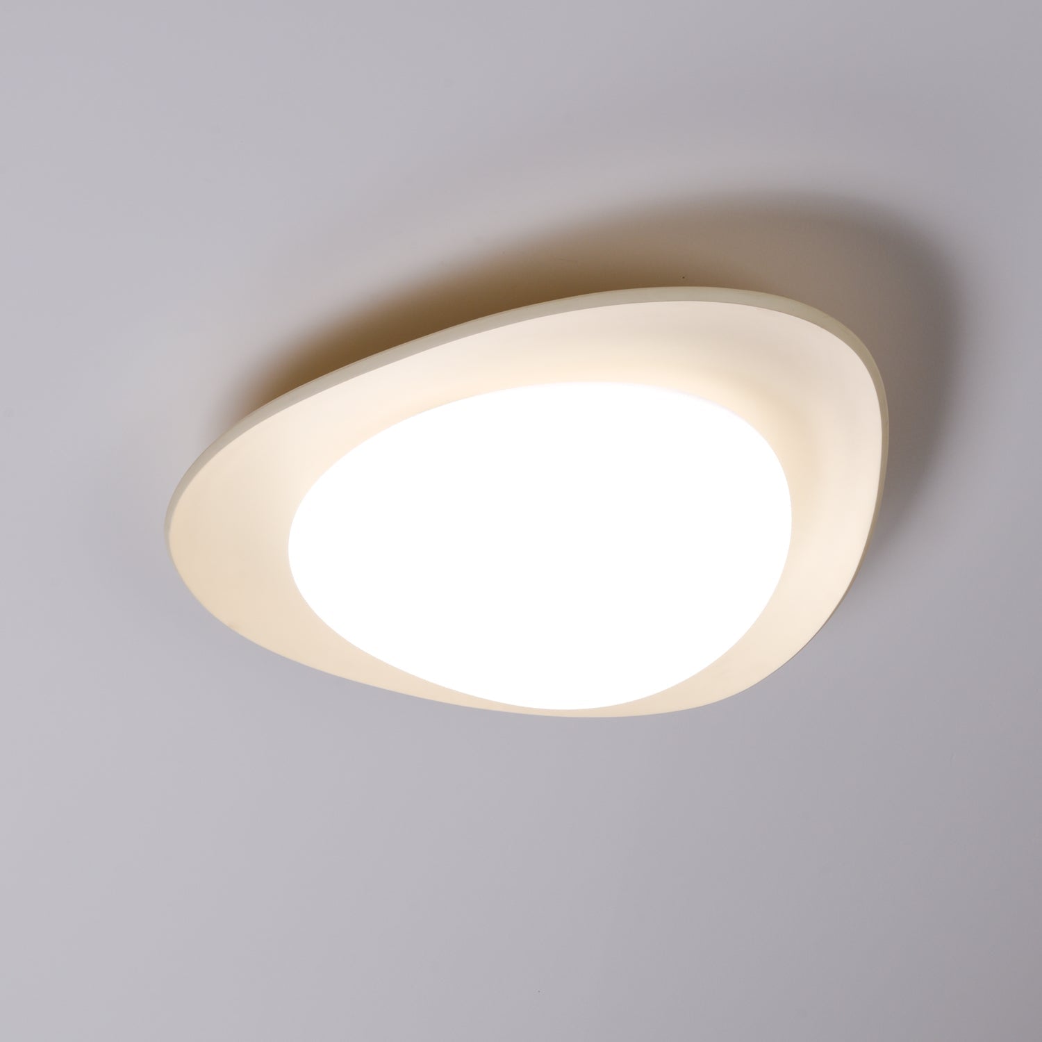 WOW Tonia Ceiling Lamp