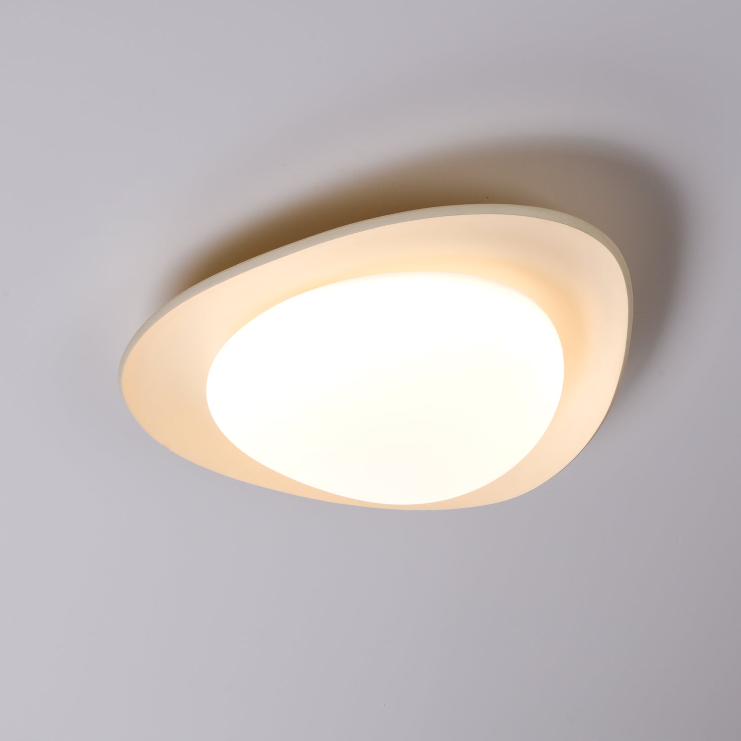 WOW Tonia Ceiling Lamp