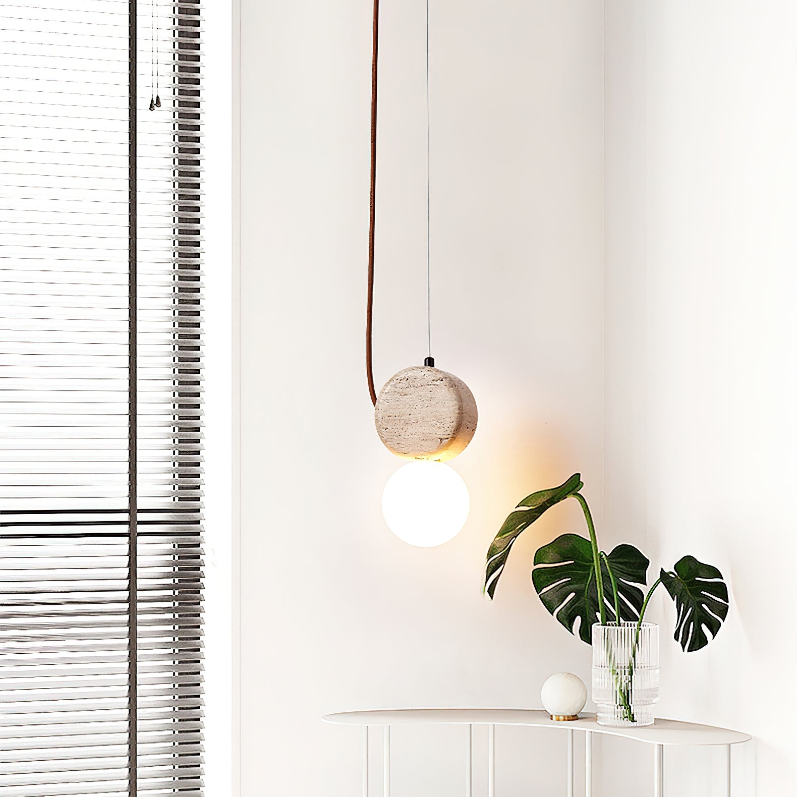 WOW Tranquil Glow Pendant Lamp