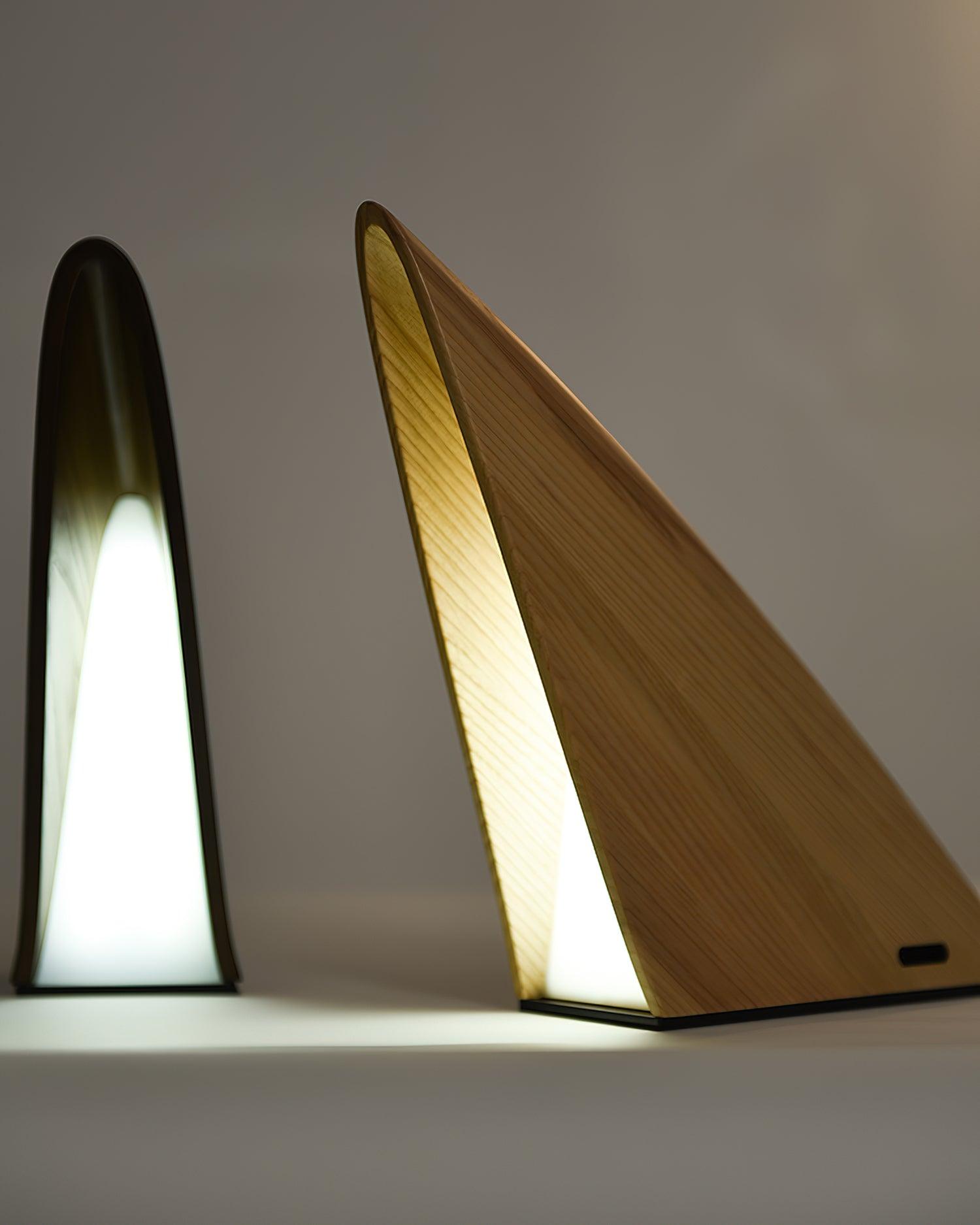 Wow Triangular Table Lamp