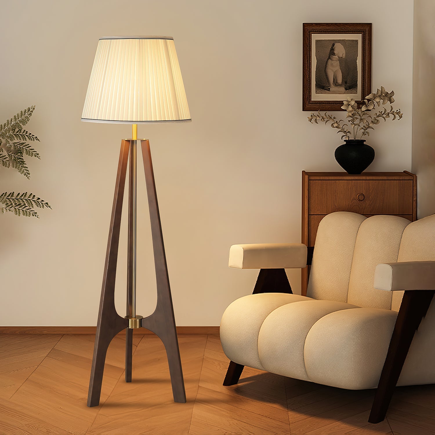 WOW Trivelle Tripod Floor Lamp