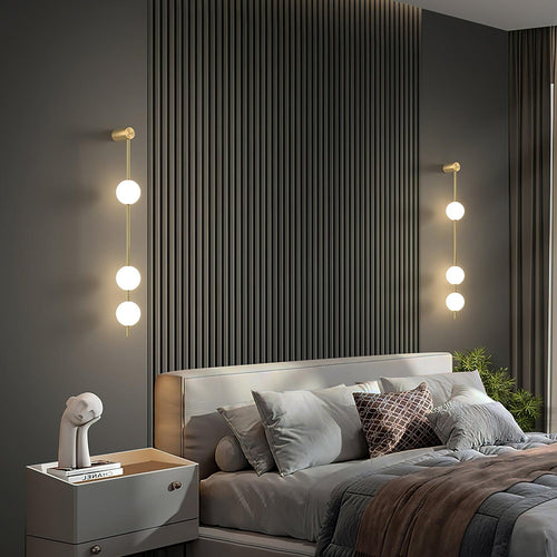 WOW Vertical Balls Wall Lamp