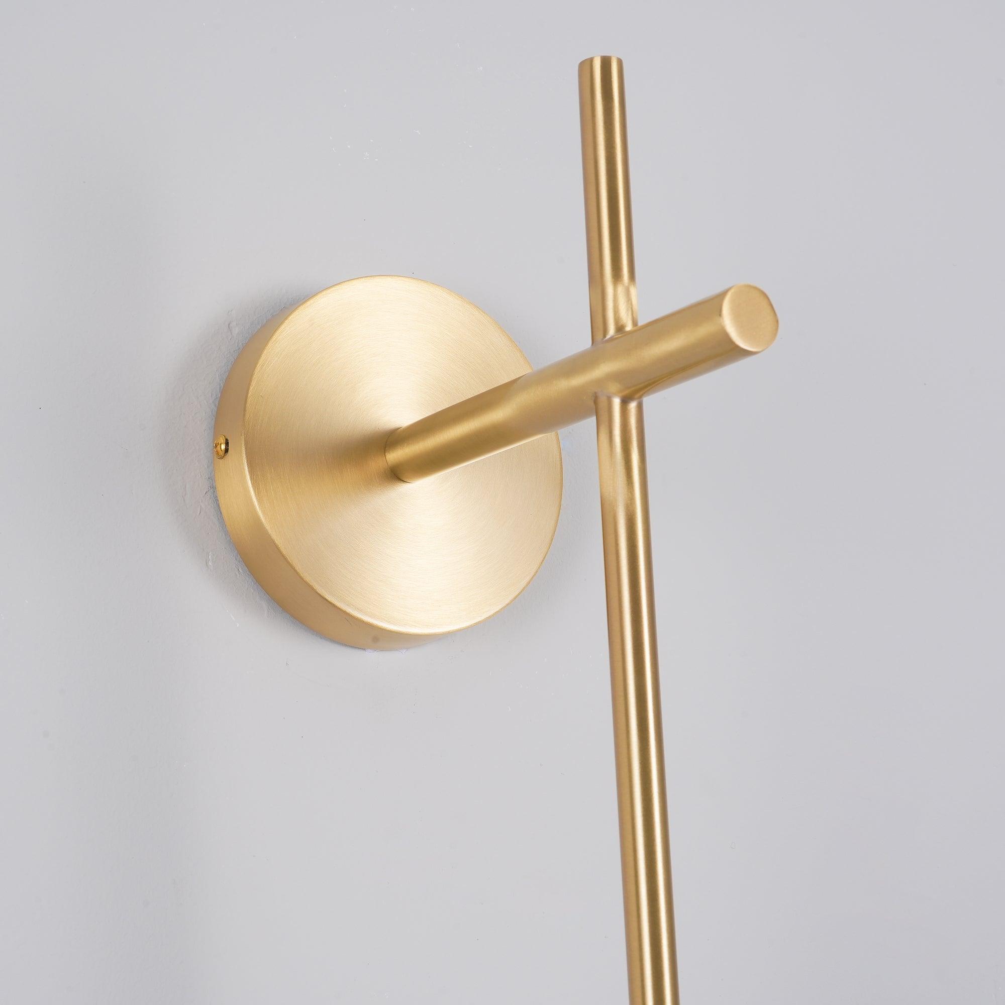 WOW Vertical Globe Wall Lamp