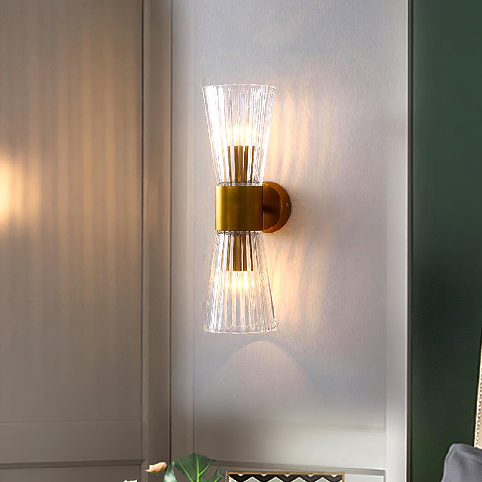 WOW Vesta Wall Lamp