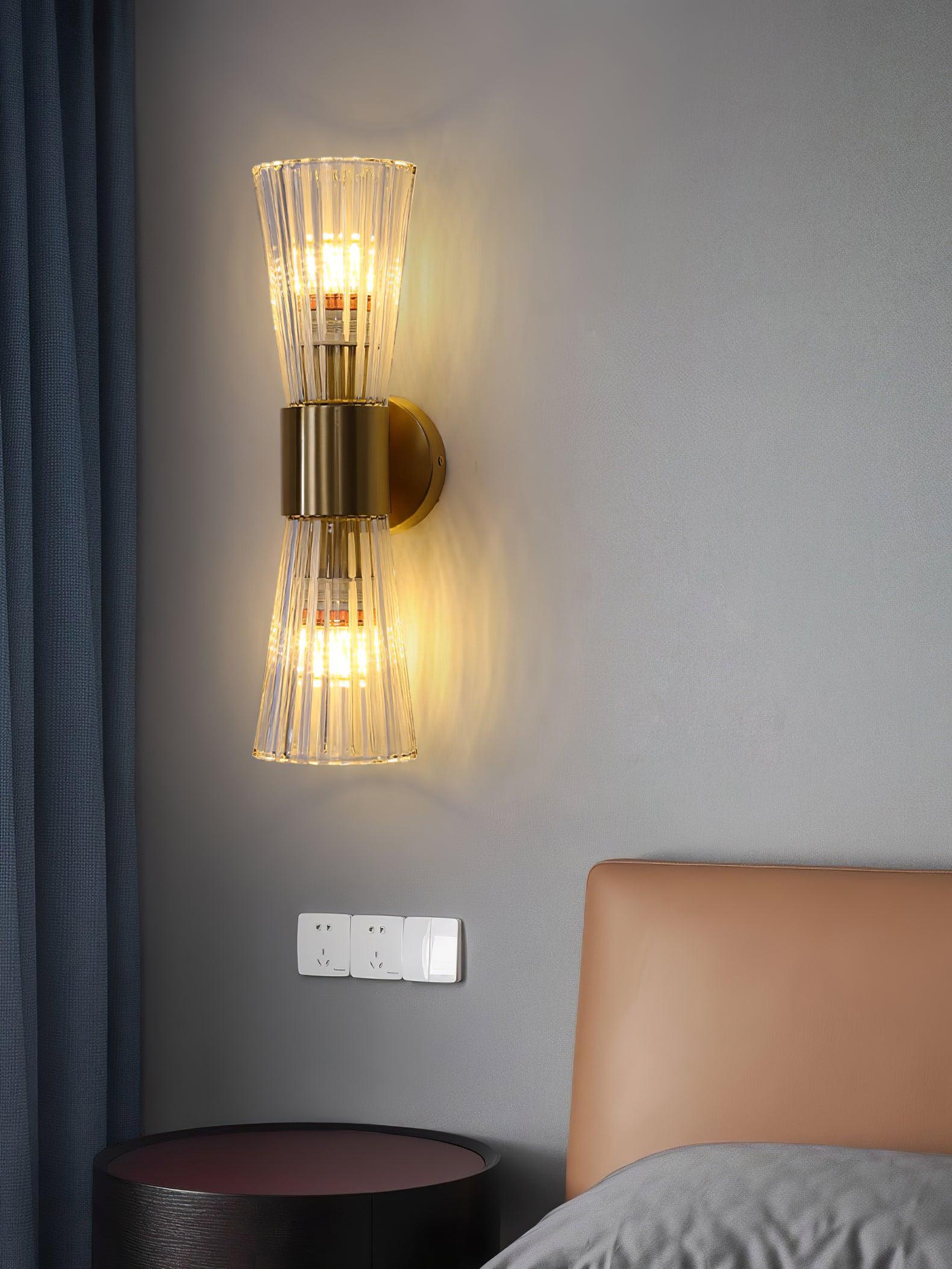 WOW Vesta Wall Lamp