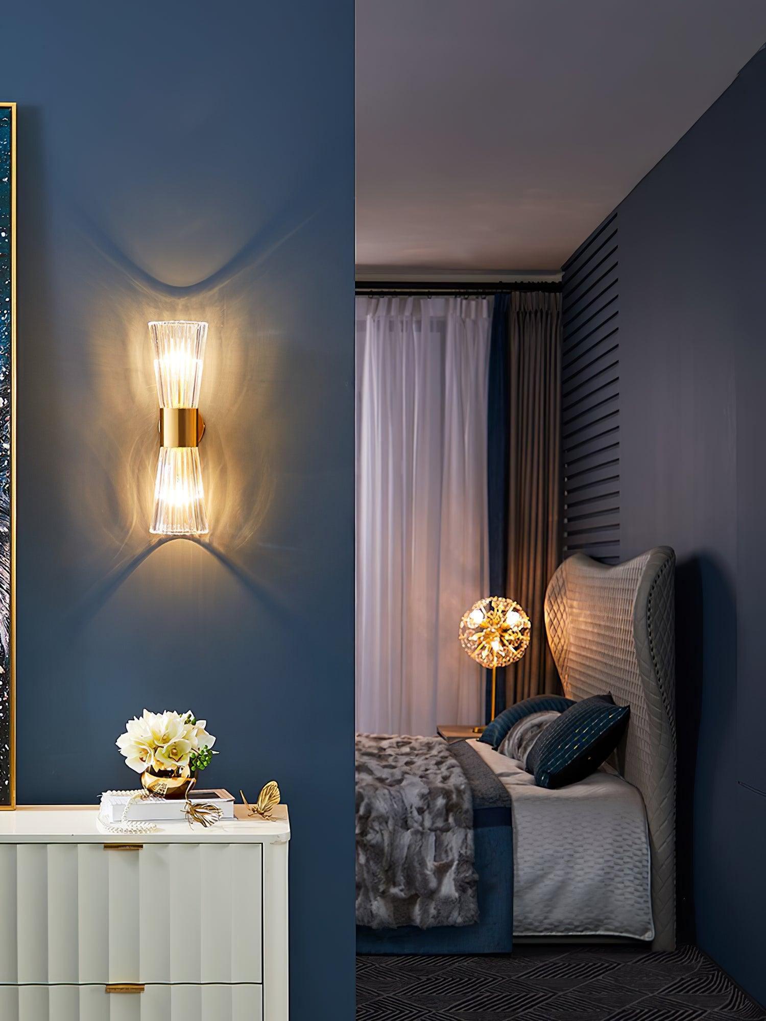 WOW Vesta Wall Lamp