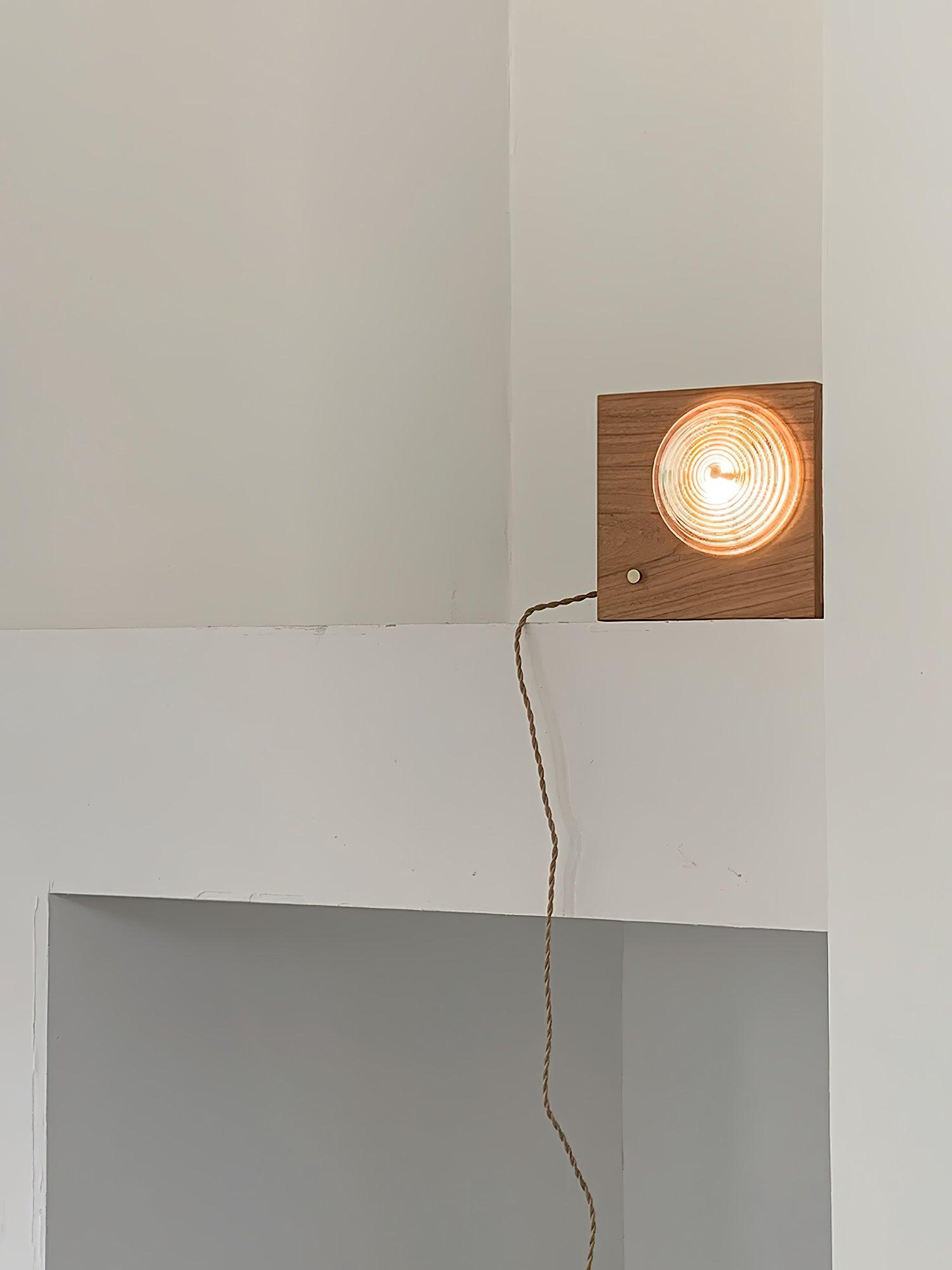 WOW Vintage Camera Wall Lamp