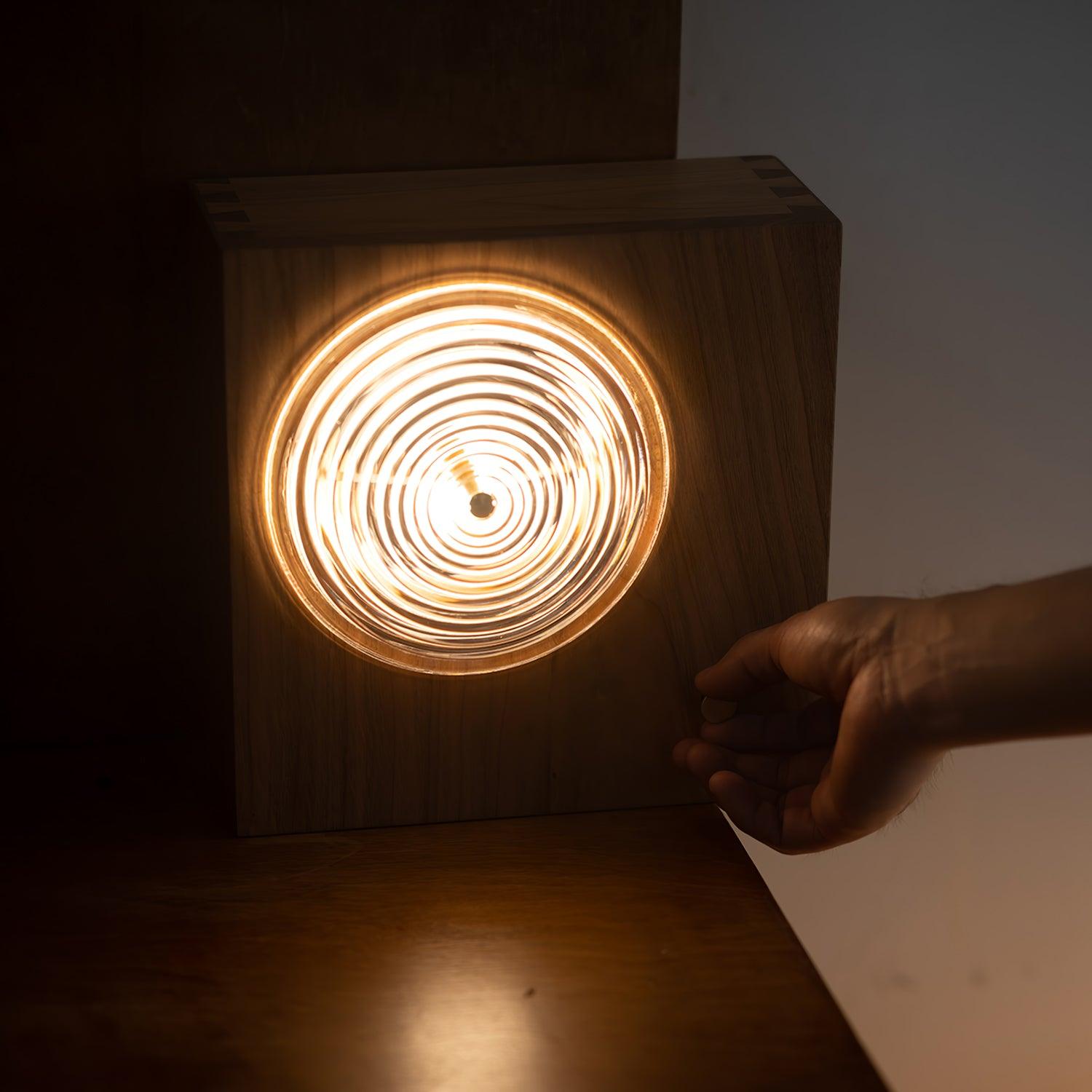WOW Vintage Camera Wall Lamp