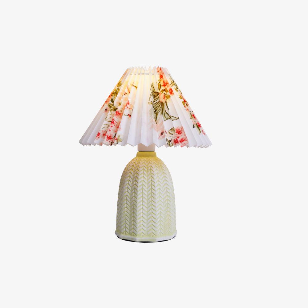 WOW Vintage Pleated Table Lamp