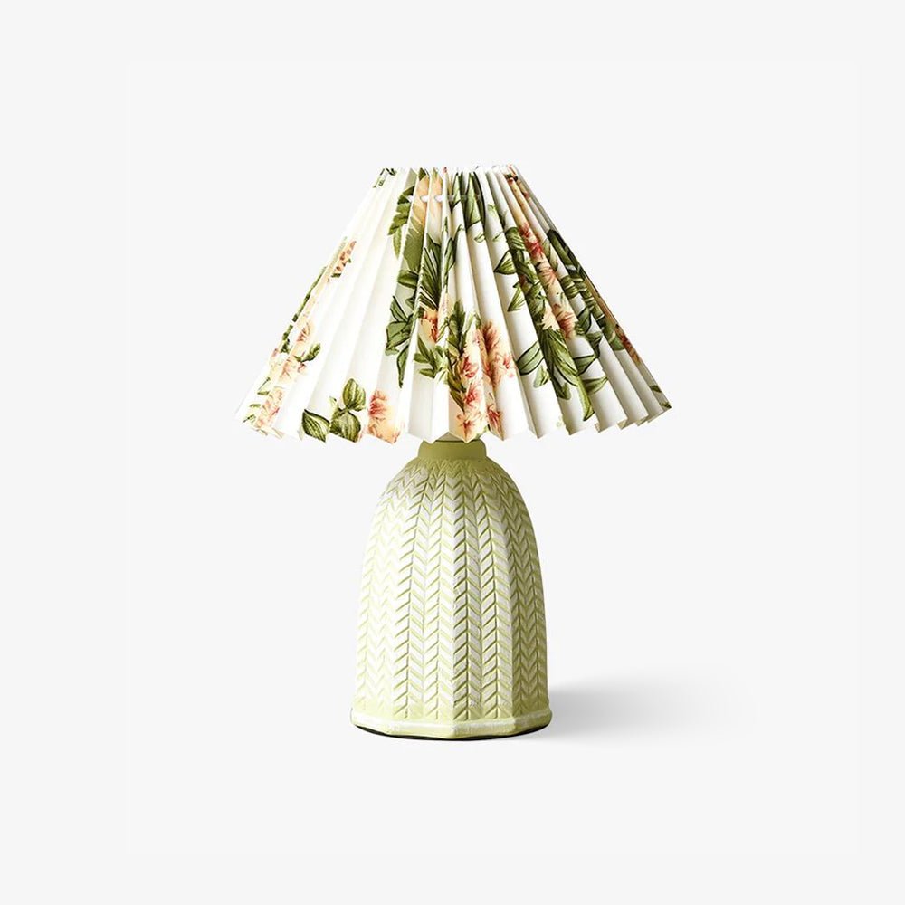 WOW Vintage Pleated Table Lamp