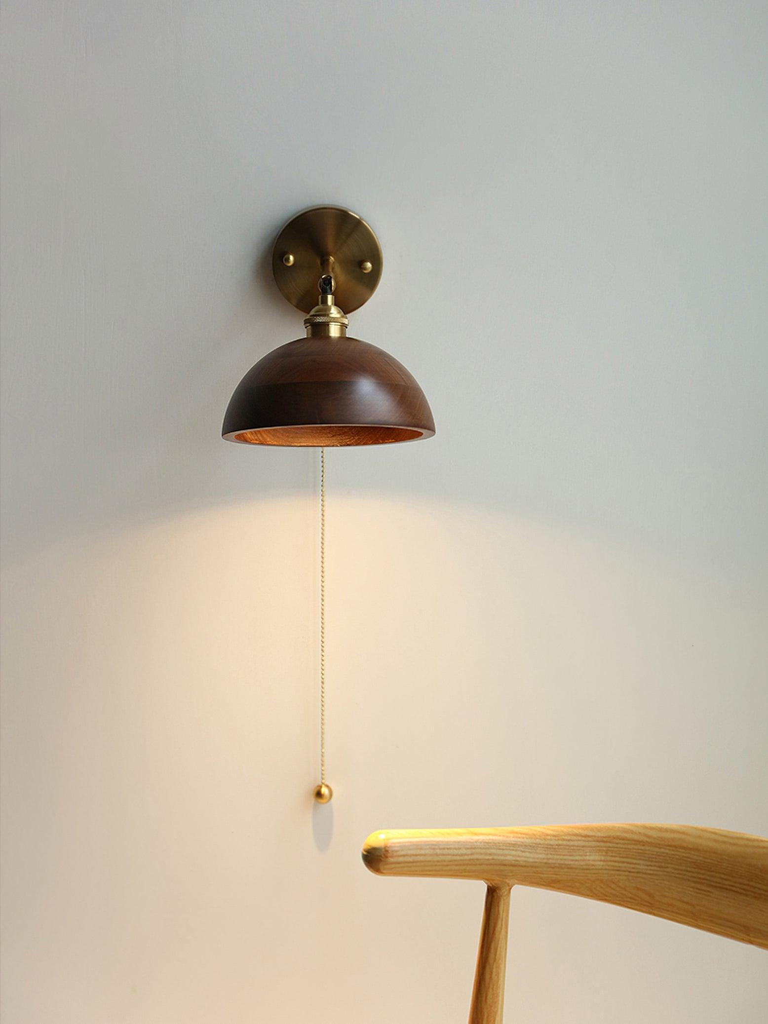WOW Vintage Wood Plug-in Wall Lamp