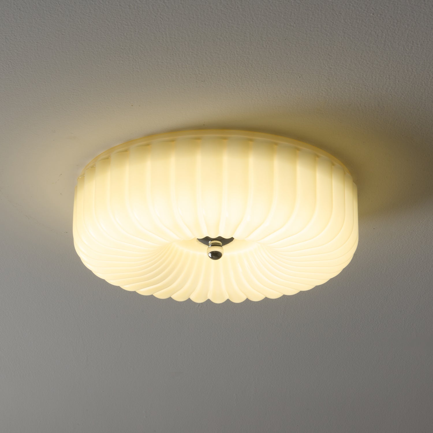 WOW Vivid Ripple Ceiling Light