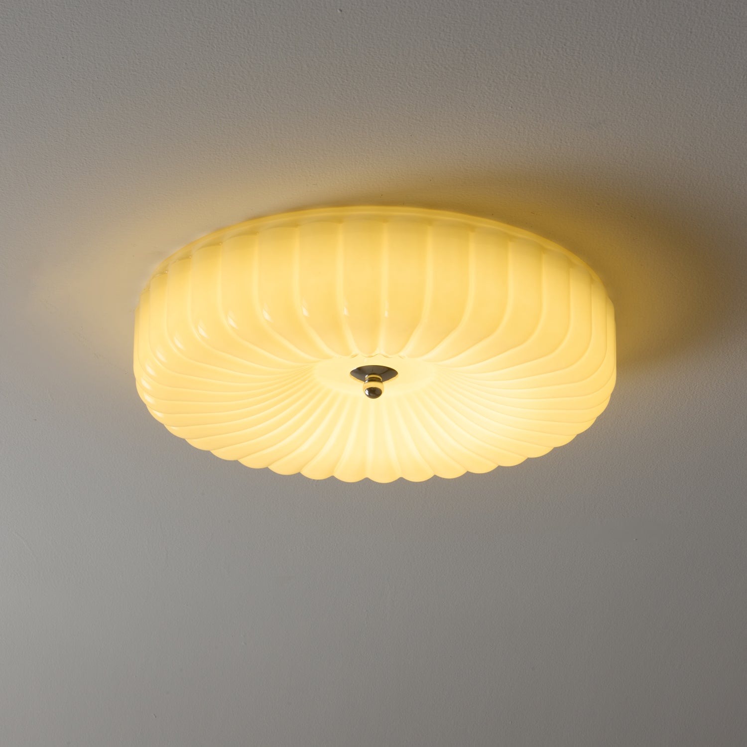 WOW Vivid Ripple Ceiling Light