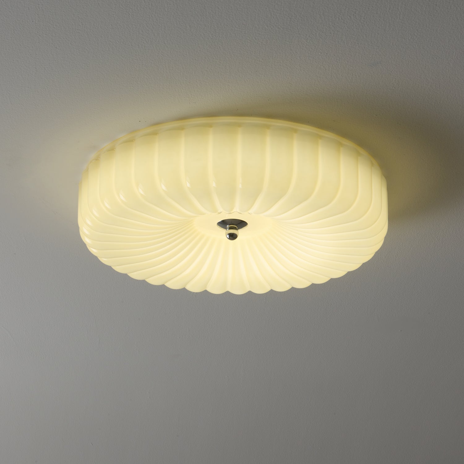 WOW Vivid Ripple Ceiling Light