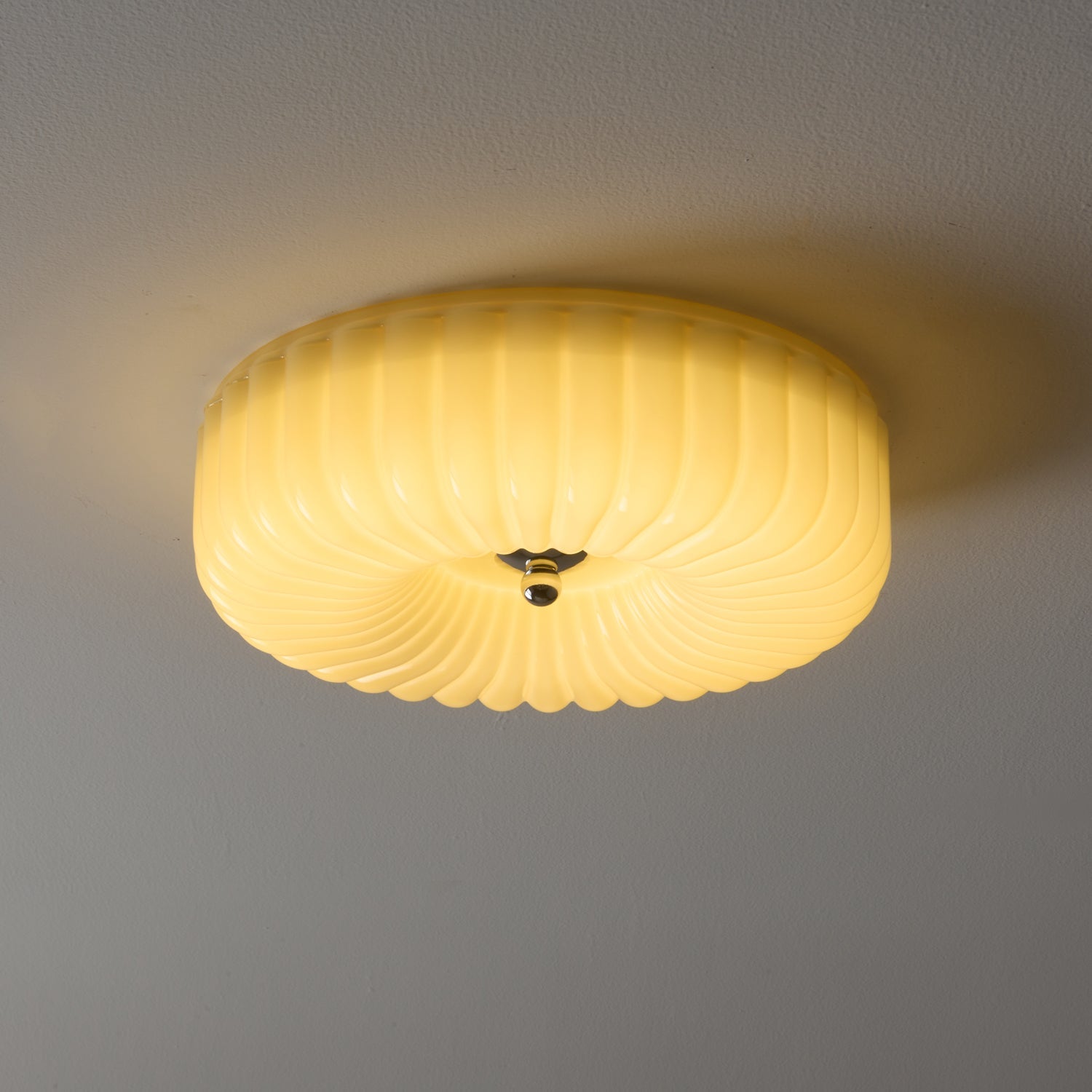 WOW Vivid Ripple Ceiling Light