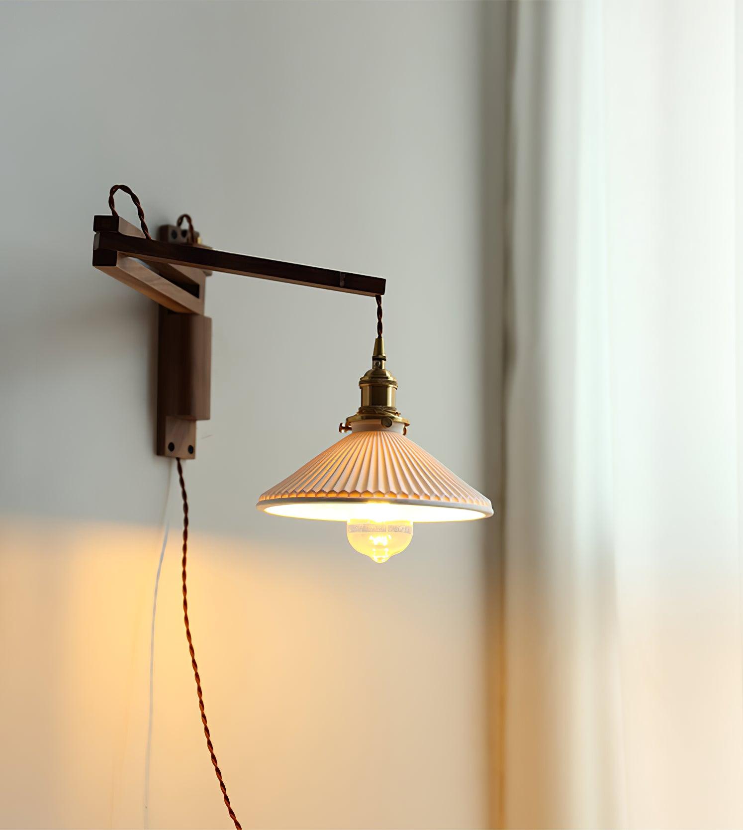 WOW Walnut Telescopic Wall Lamp