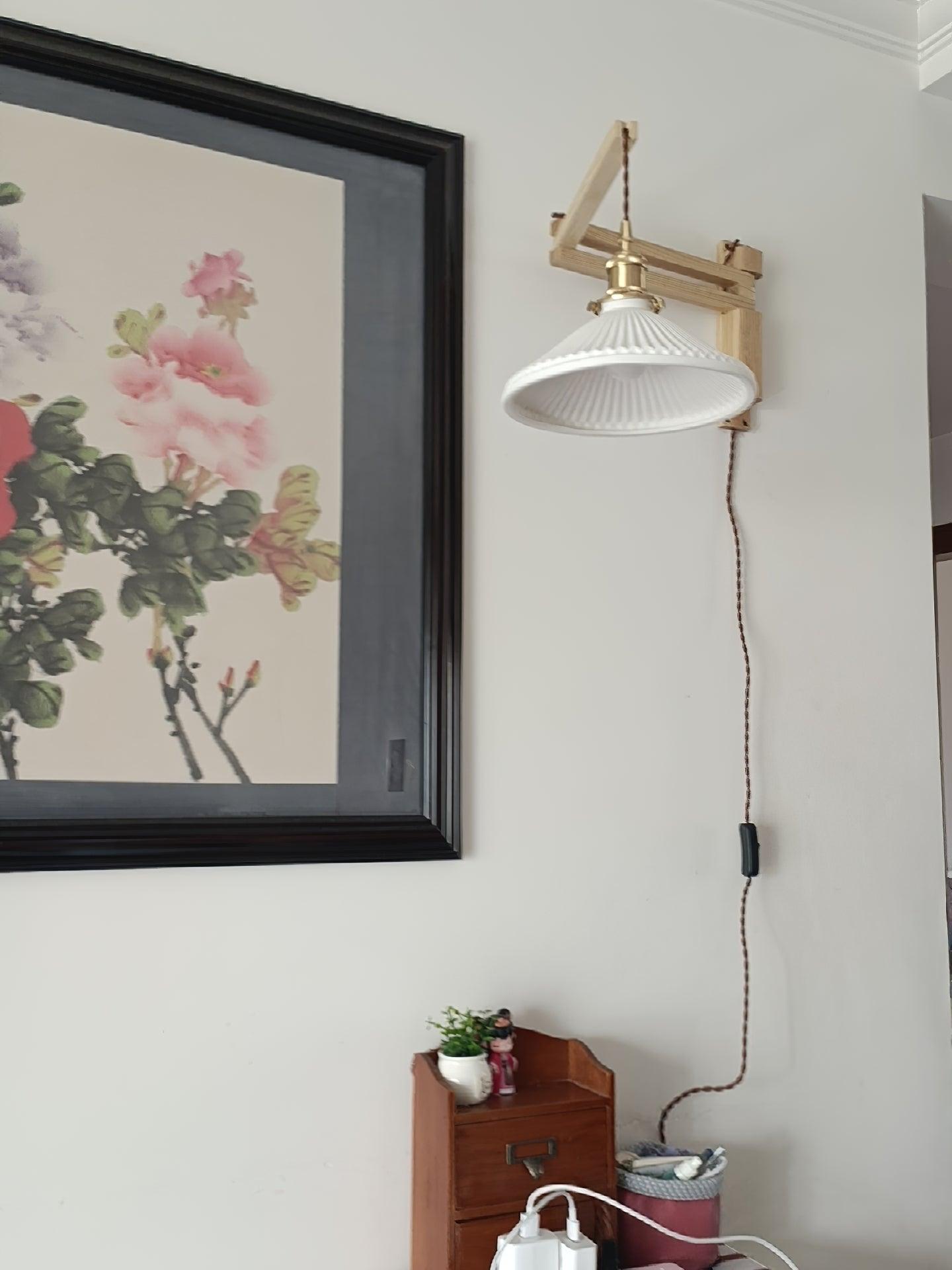 WOW Walnut Telescopic Wall Lamp
