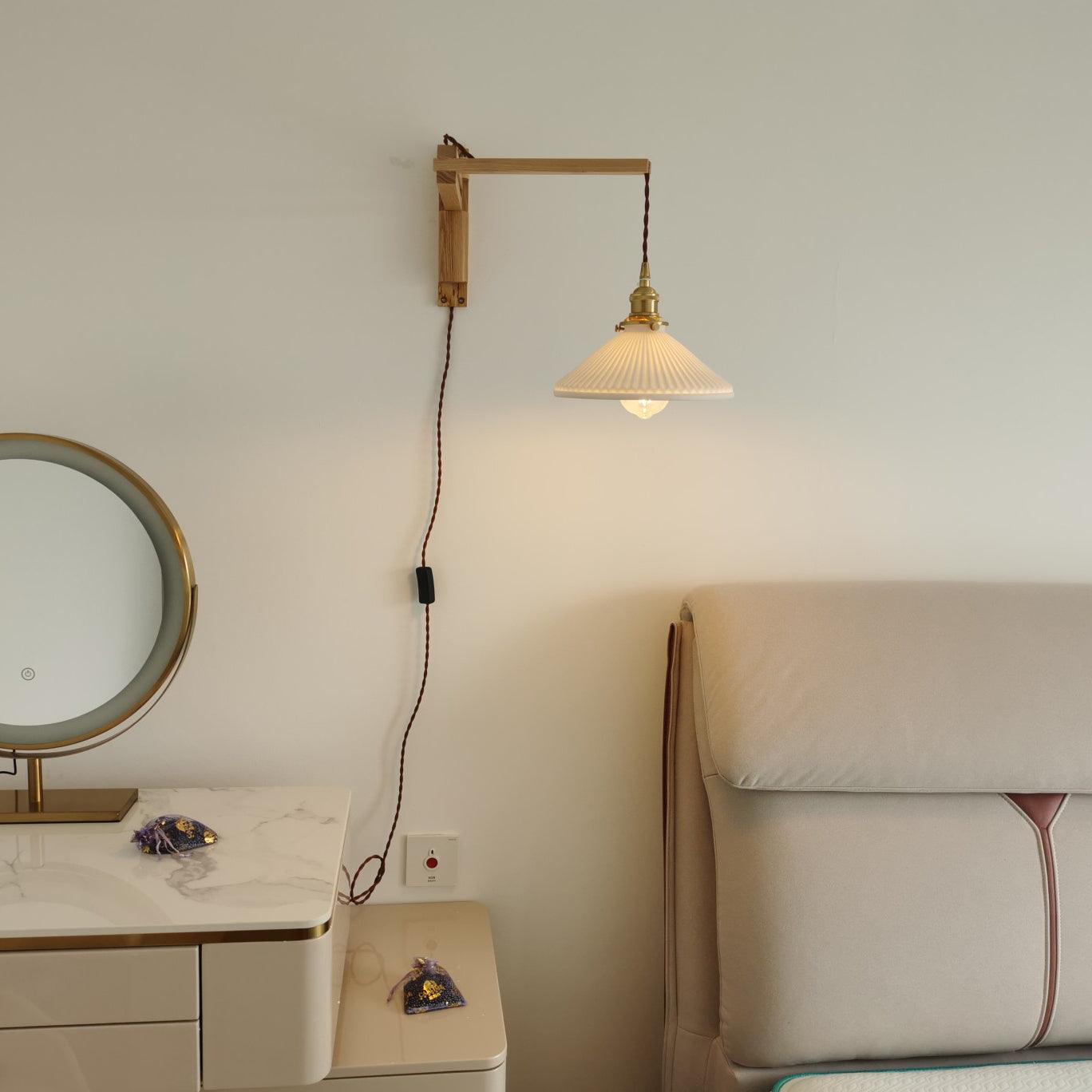 WOW Walnut Telescopic Wall Lamp