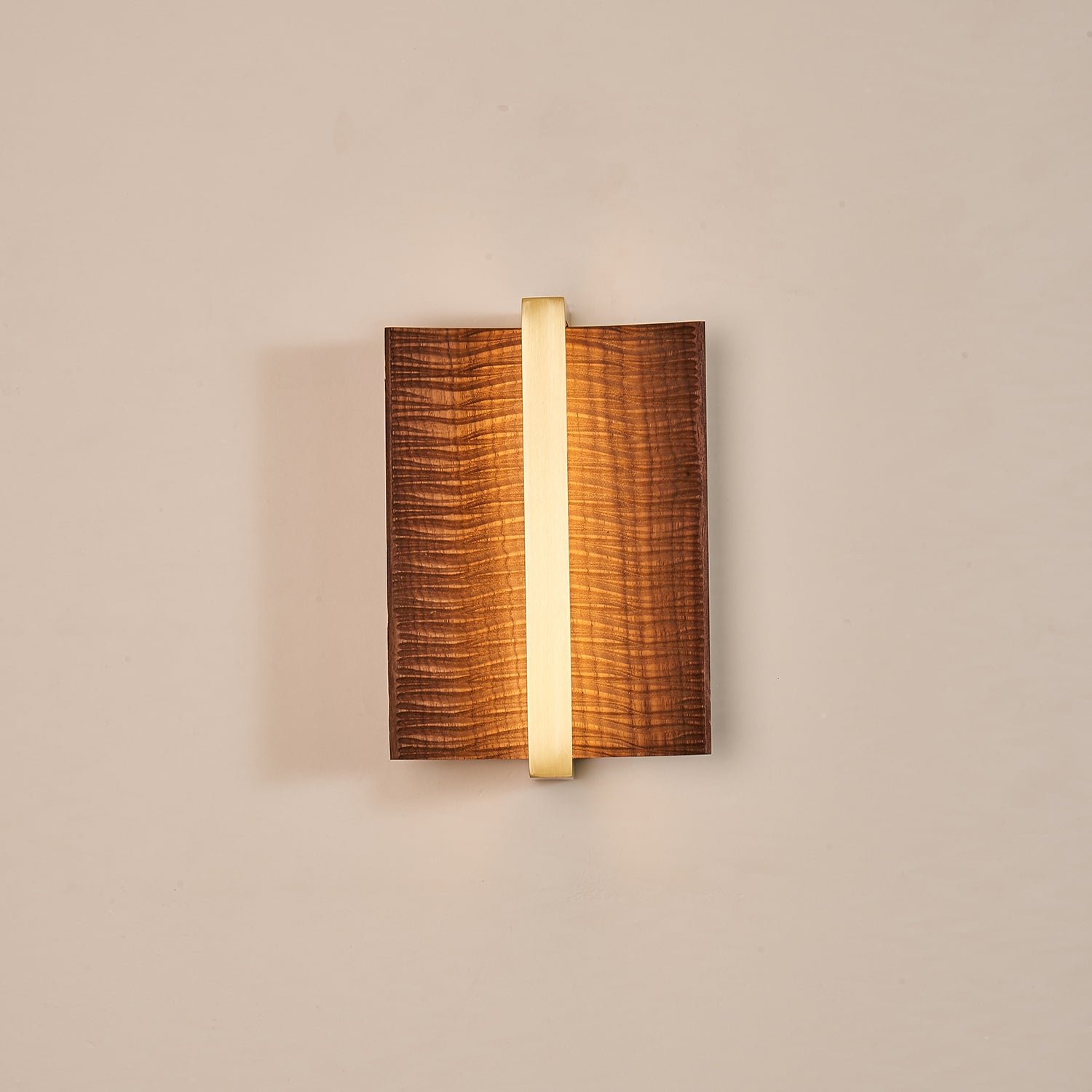 WOW Whisperwood Wall Light