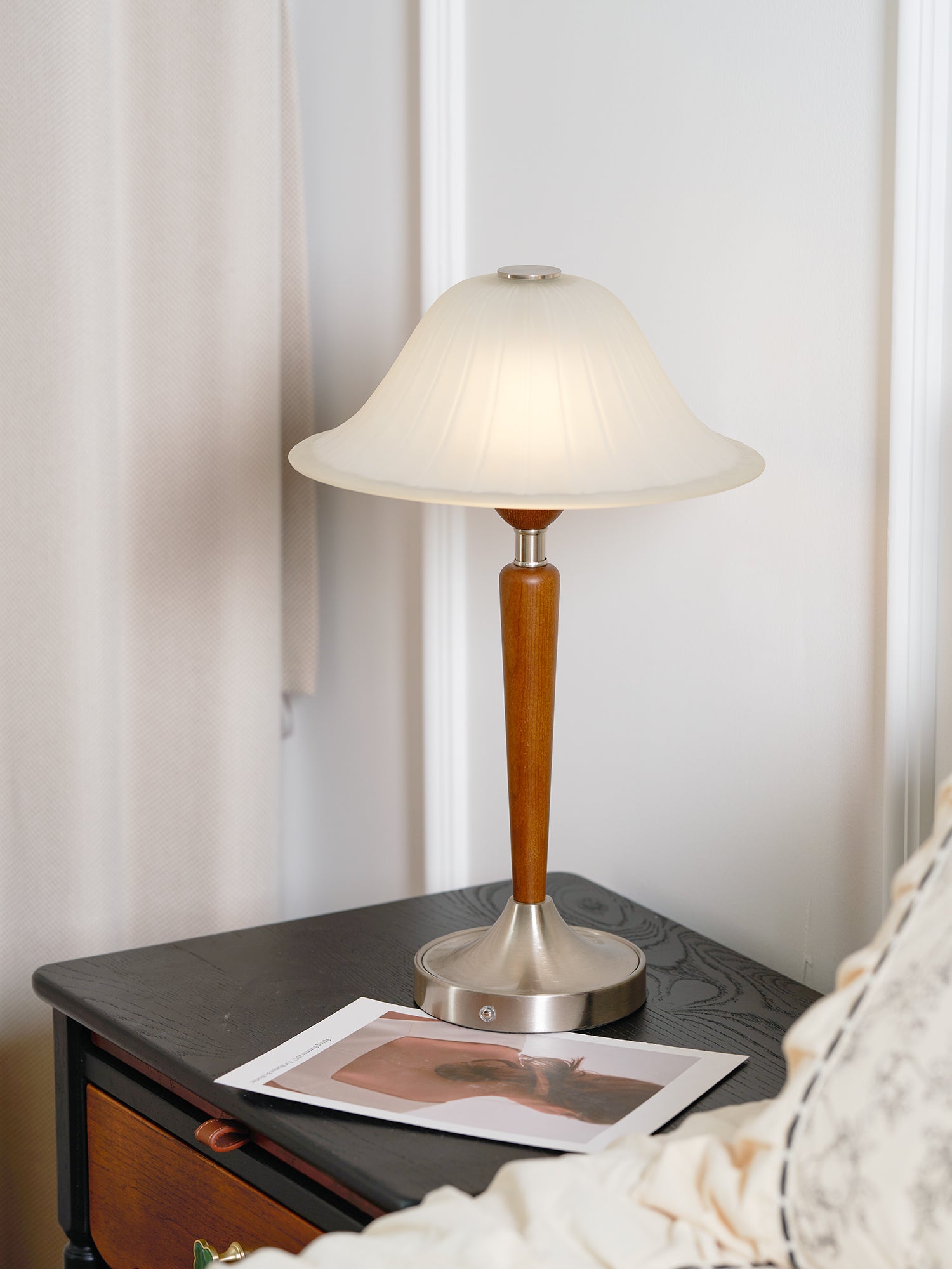 Wow Winston Vintage Table Lamp