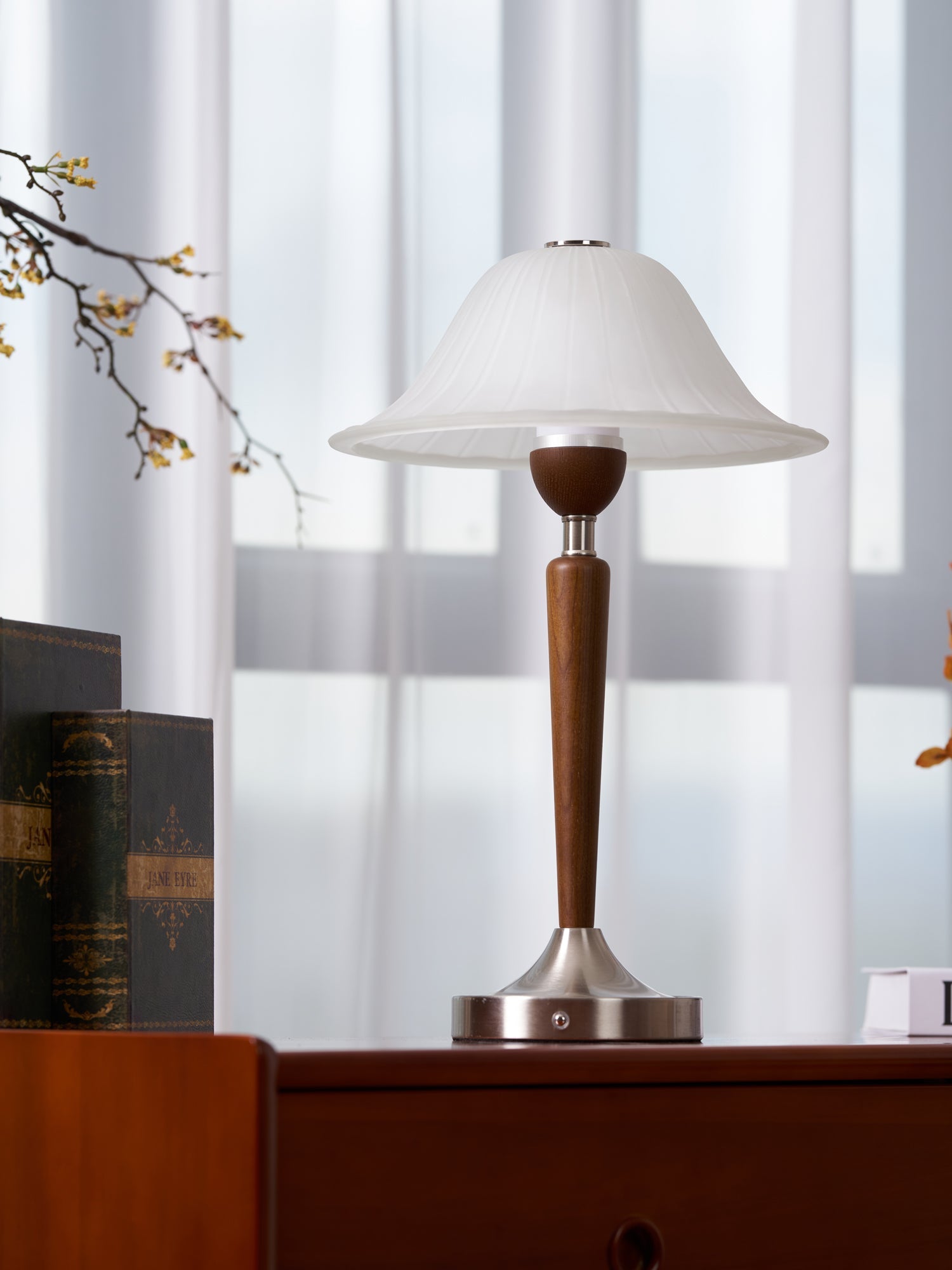 Wow Winston Vintage Table Lamp