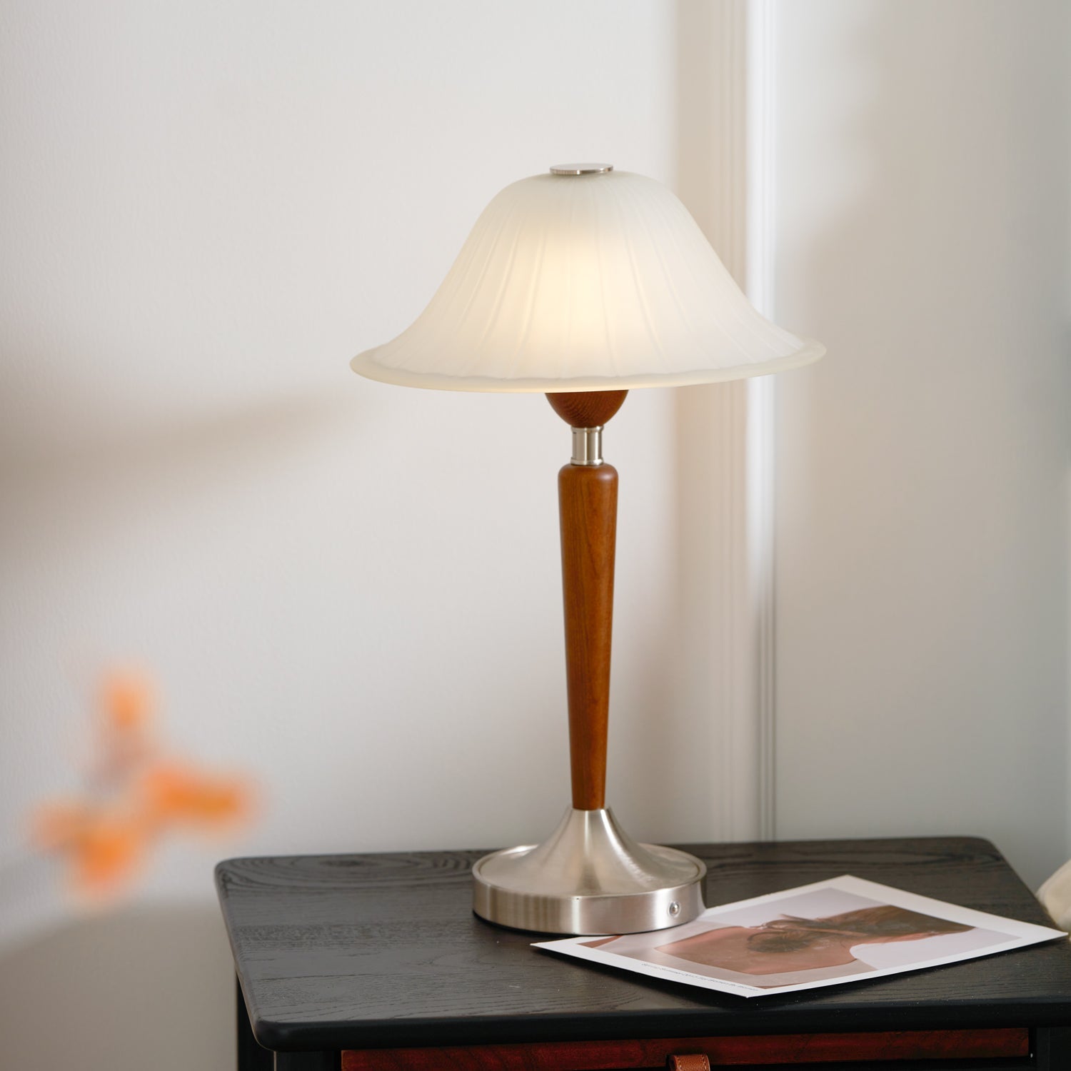 Wow Winston Vintage Table Lamp